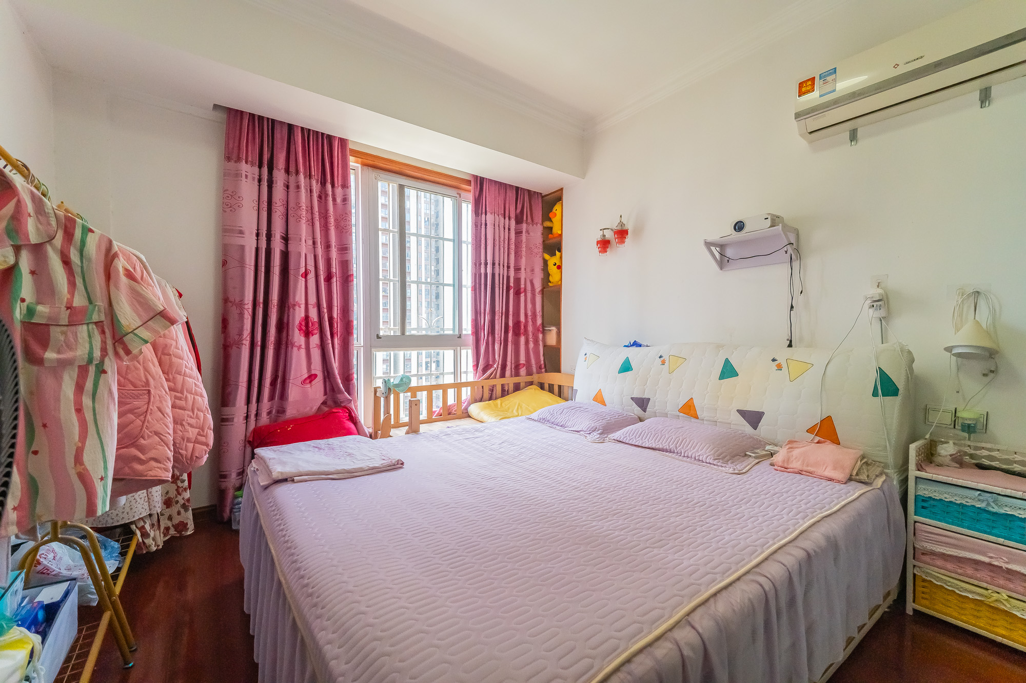 筑梦佳园  3室2厅1卫    56.8万 筑梦佳园  3室2厅1卫    56.8万卧室