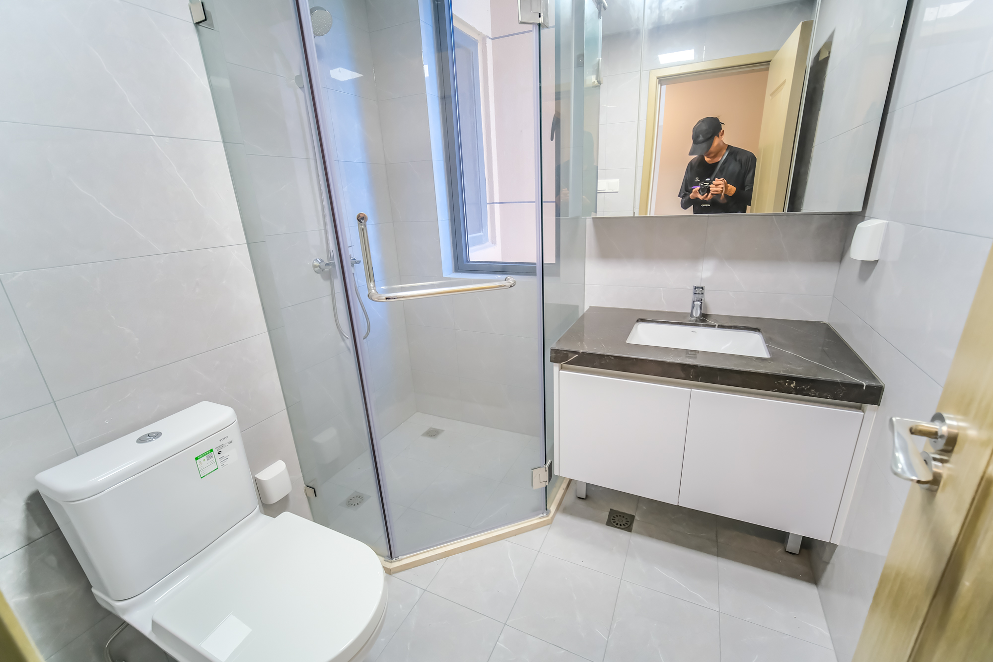 运达锦绣广场 3室2厅2卫 185.0万 运达锦绣广场 3室2厅2卫 185.0万卫生间