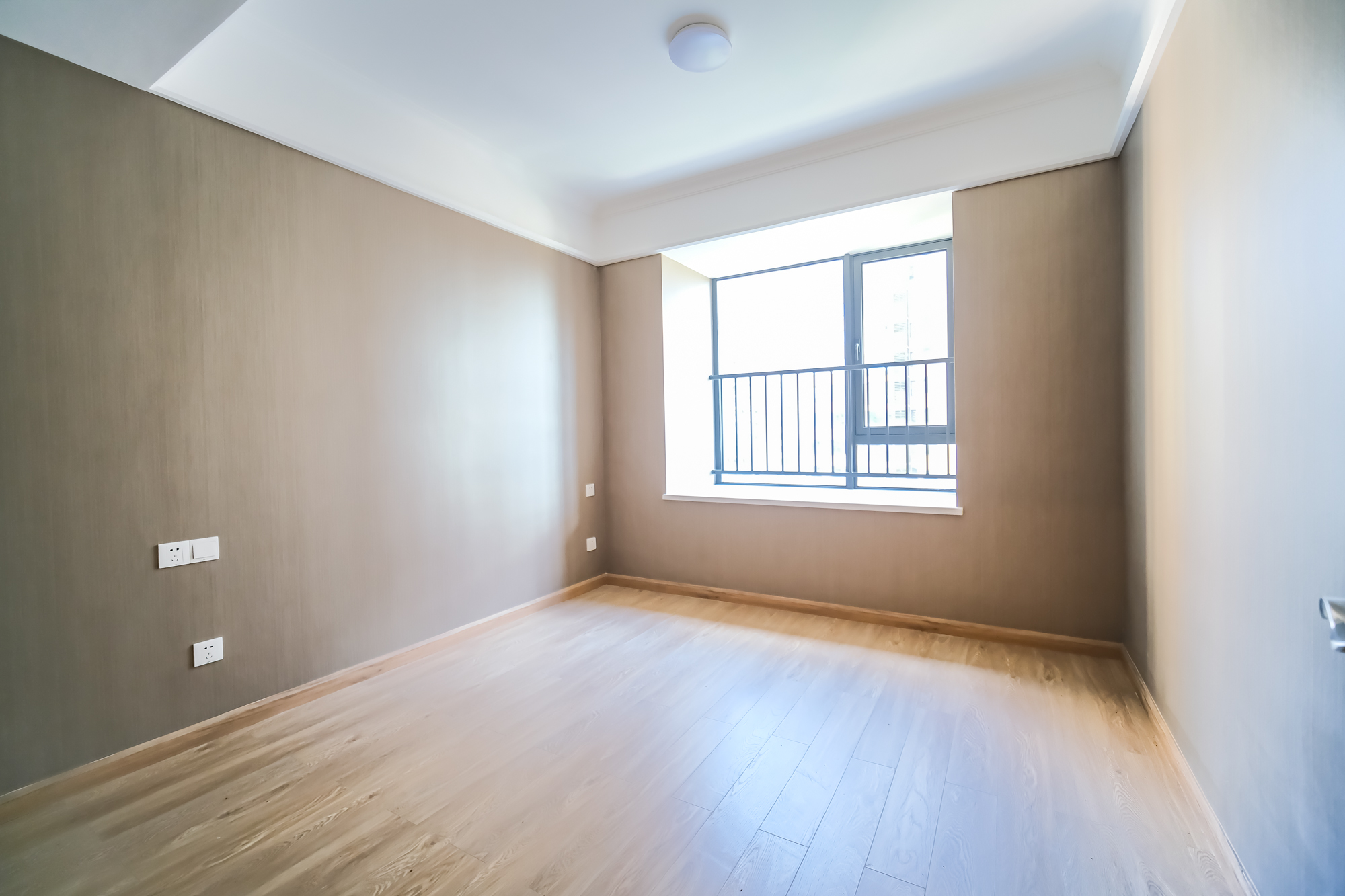 运达锦绣广场 3室2厅2卫 185.0万 运达锦绣广场 3室2厅2卫 185.0万卧室