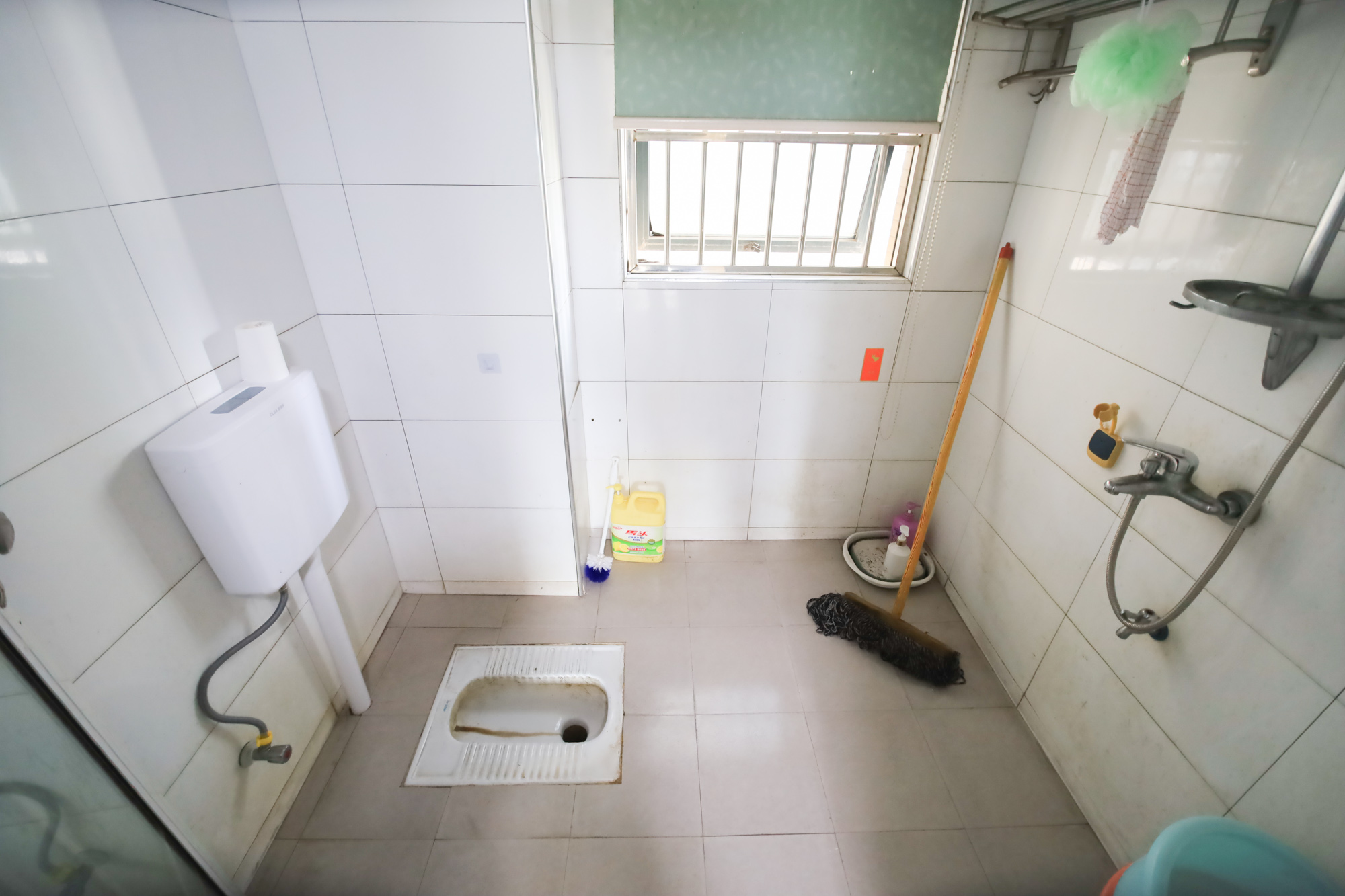 高升金典 3室2厅2卫 70.0万 高升金典 3室2厅2卫 70.0万卫生间