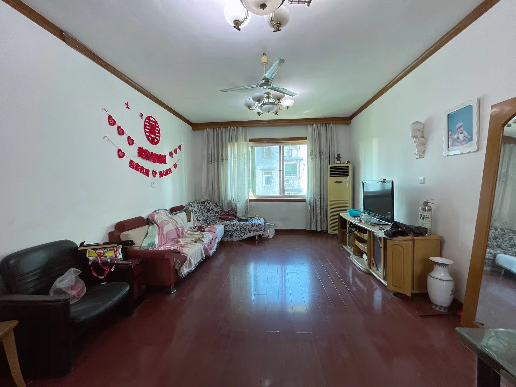 天鹅花园 3室2厅1卫 40.0万 天鹅花园 3室2厅1卫 40.0万室内图