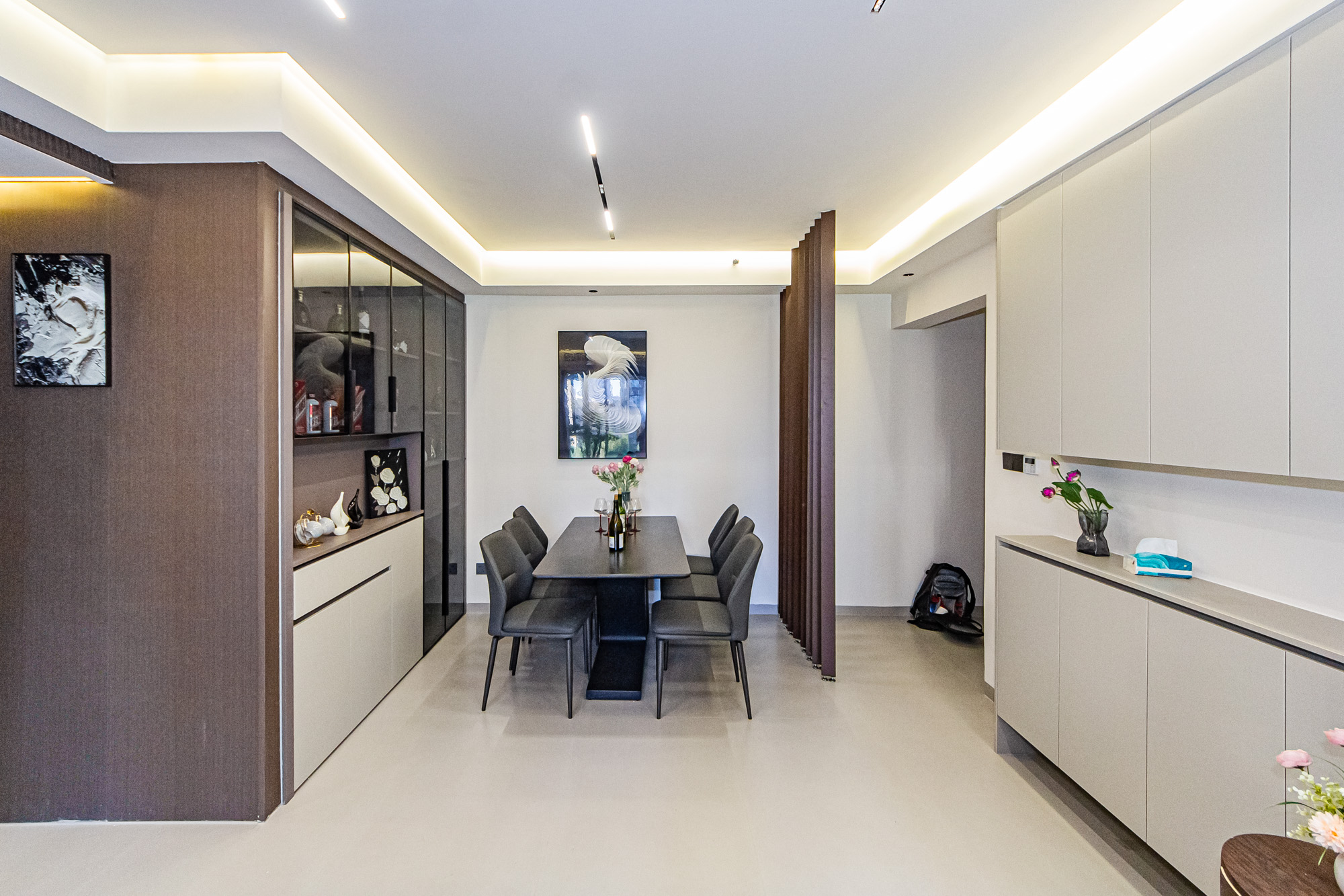 恒大御景半岛锦绣苑 4室2厅2卫 168.0万 恒大御景半岛锦绣苑 4室2厅2卫 168.0万客厅