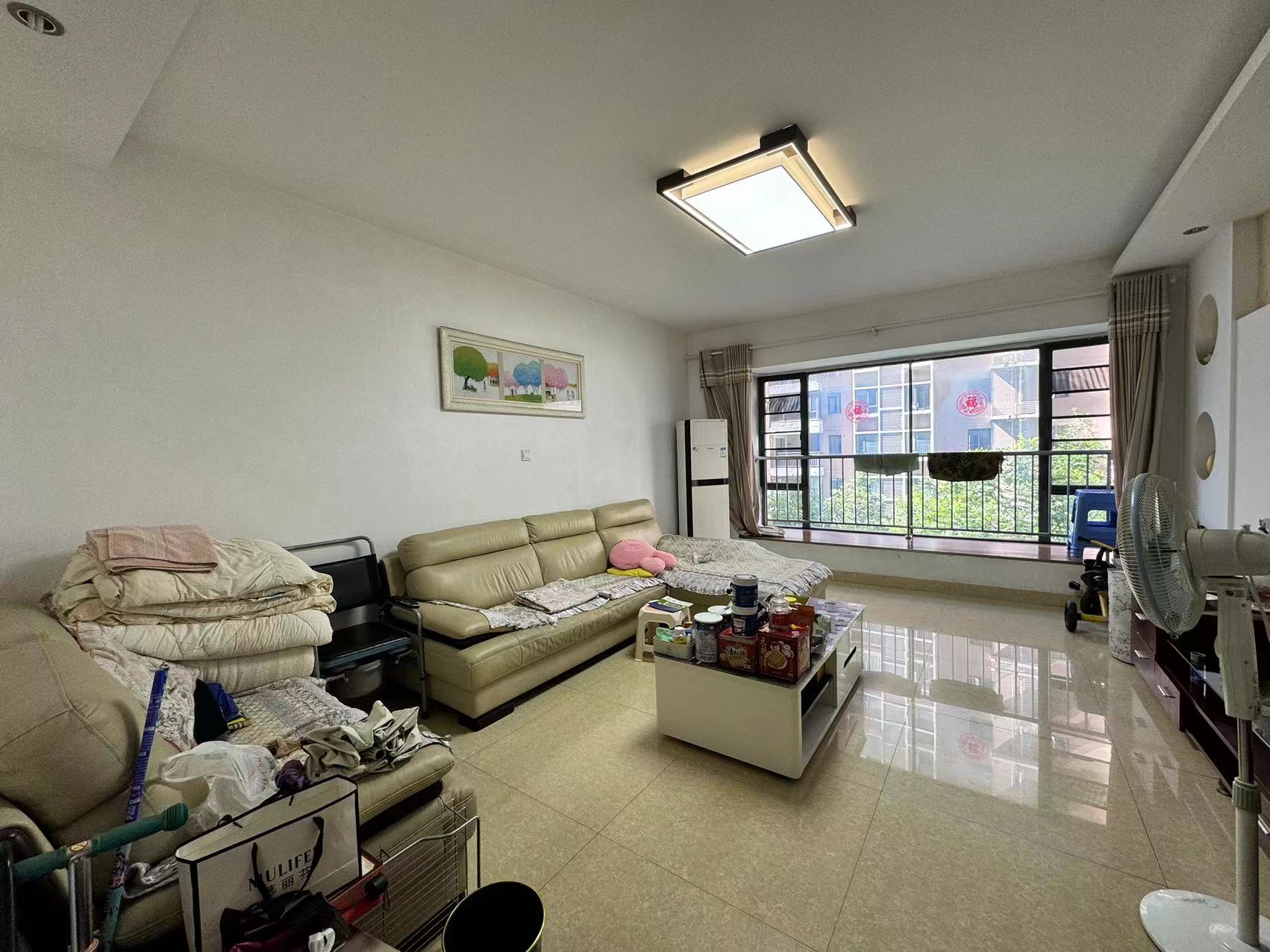 庐山春天一期桃李苑  3室2厅2卫    65.0万 庐山春天一期桃李苑  3室2厅2卫    65.0万室内图