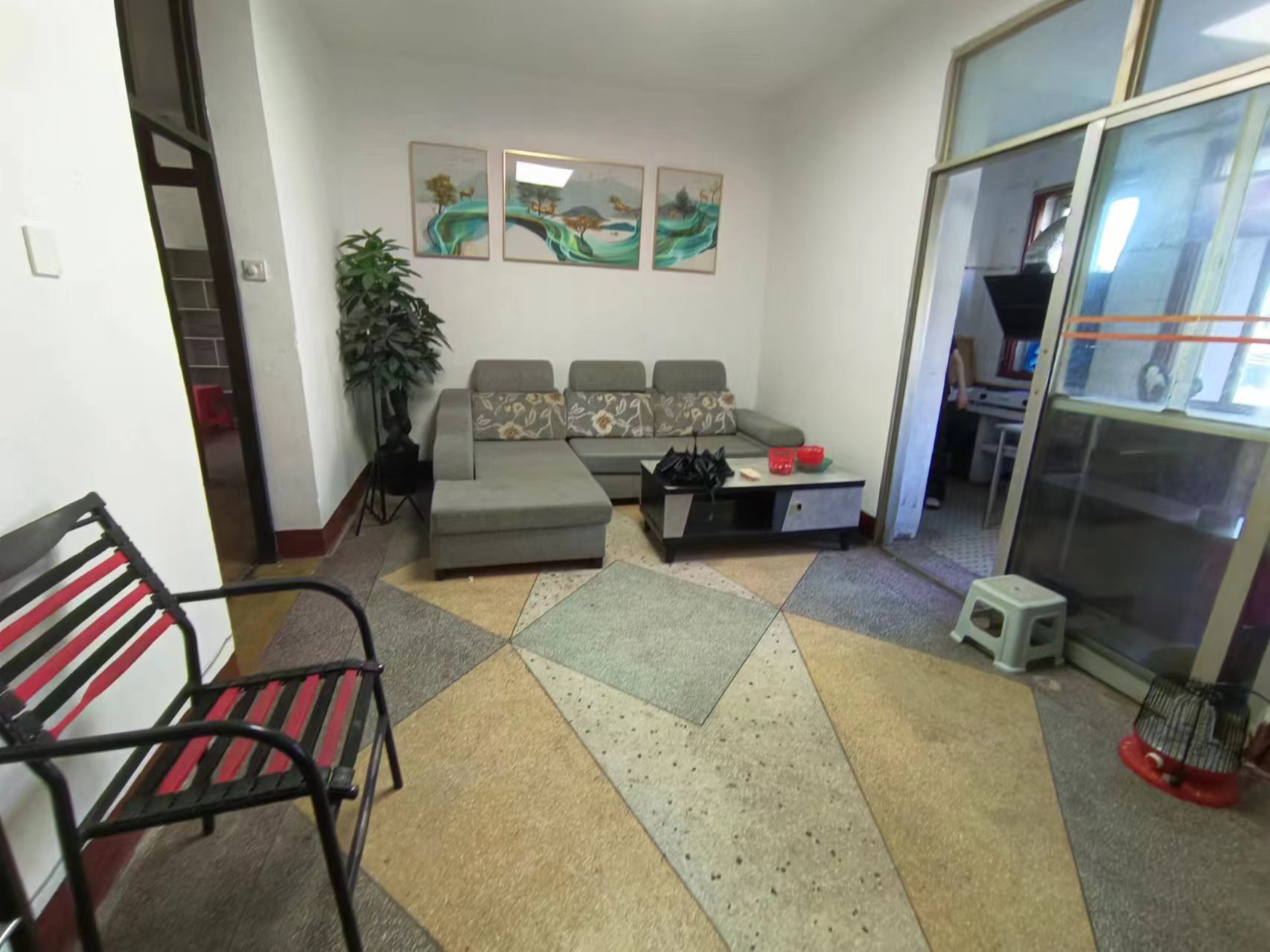 金属大厦 3室2厅1卫 24.0万 金属大厦 3室2厅1卫 24.0万室内图