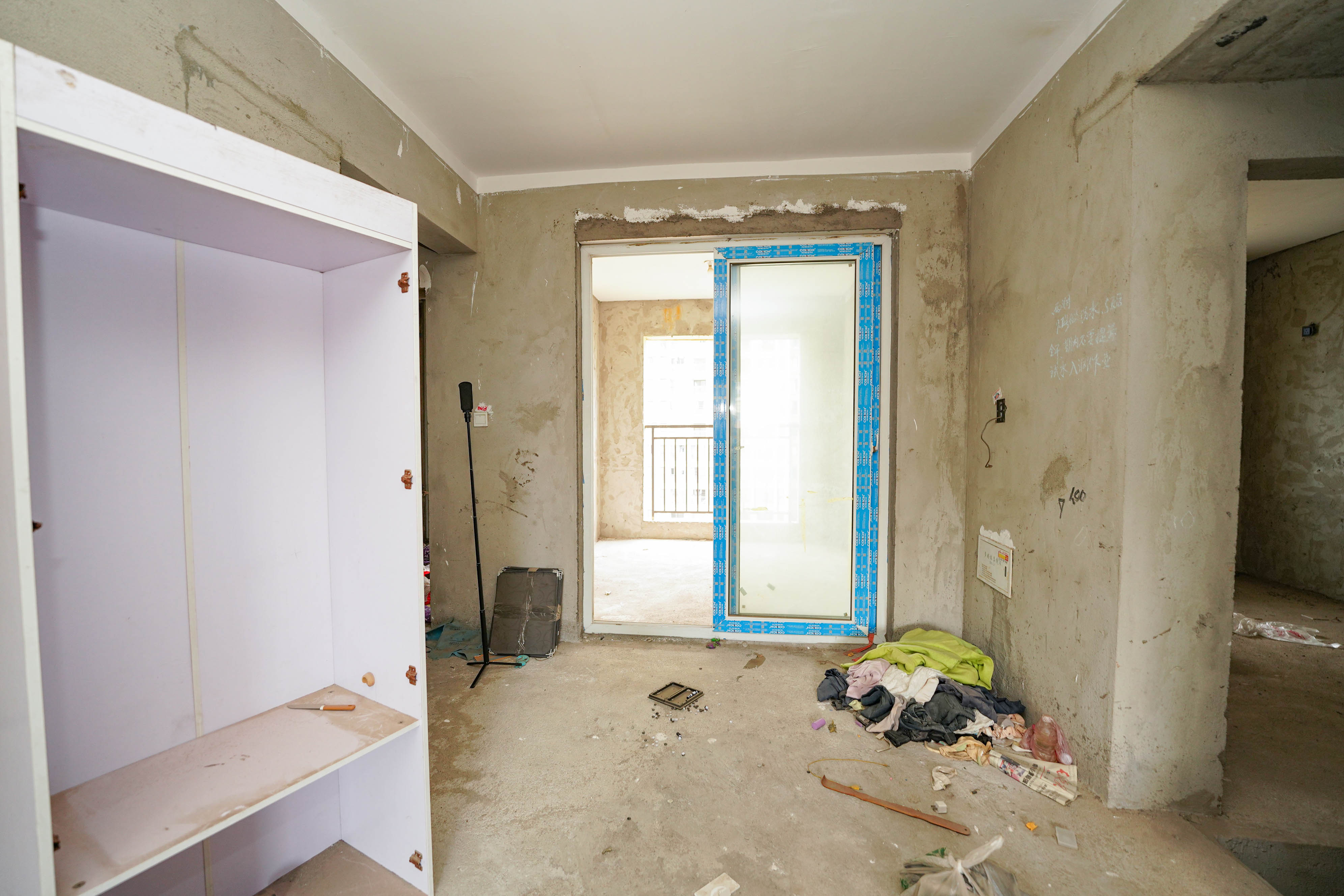 绿地新都会  3室2厅2卫    60.0万 绿地新都会  3室2厅2卫    60.0万客厅