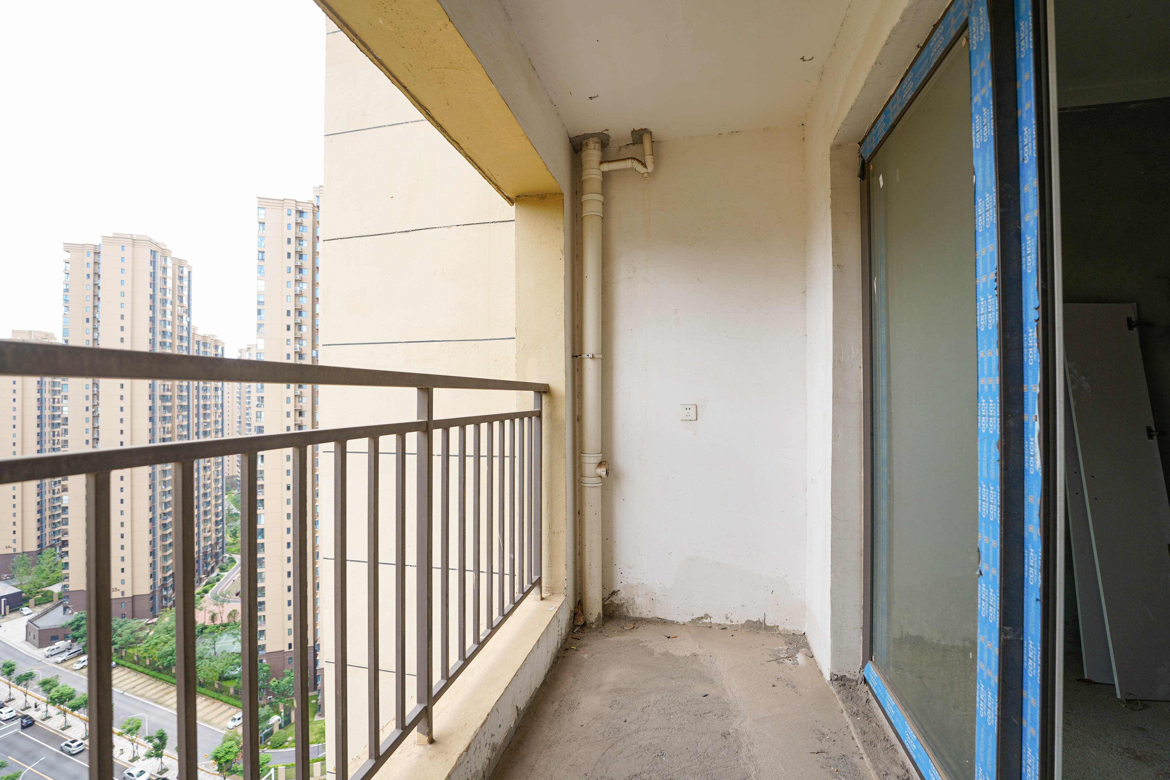 绿地新都会  3室2厅2卫    60.0万 绿地新都会  3室2厅2卫    60.0万其他