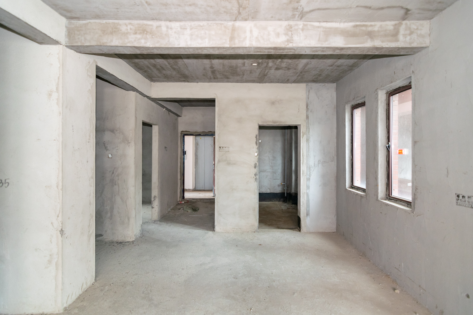 熙庭原著(房聚云台府)  5室2厅2卫    93.8万 熙庭原著(房聚云台府)  5室2厅2卫    93.8万客厅