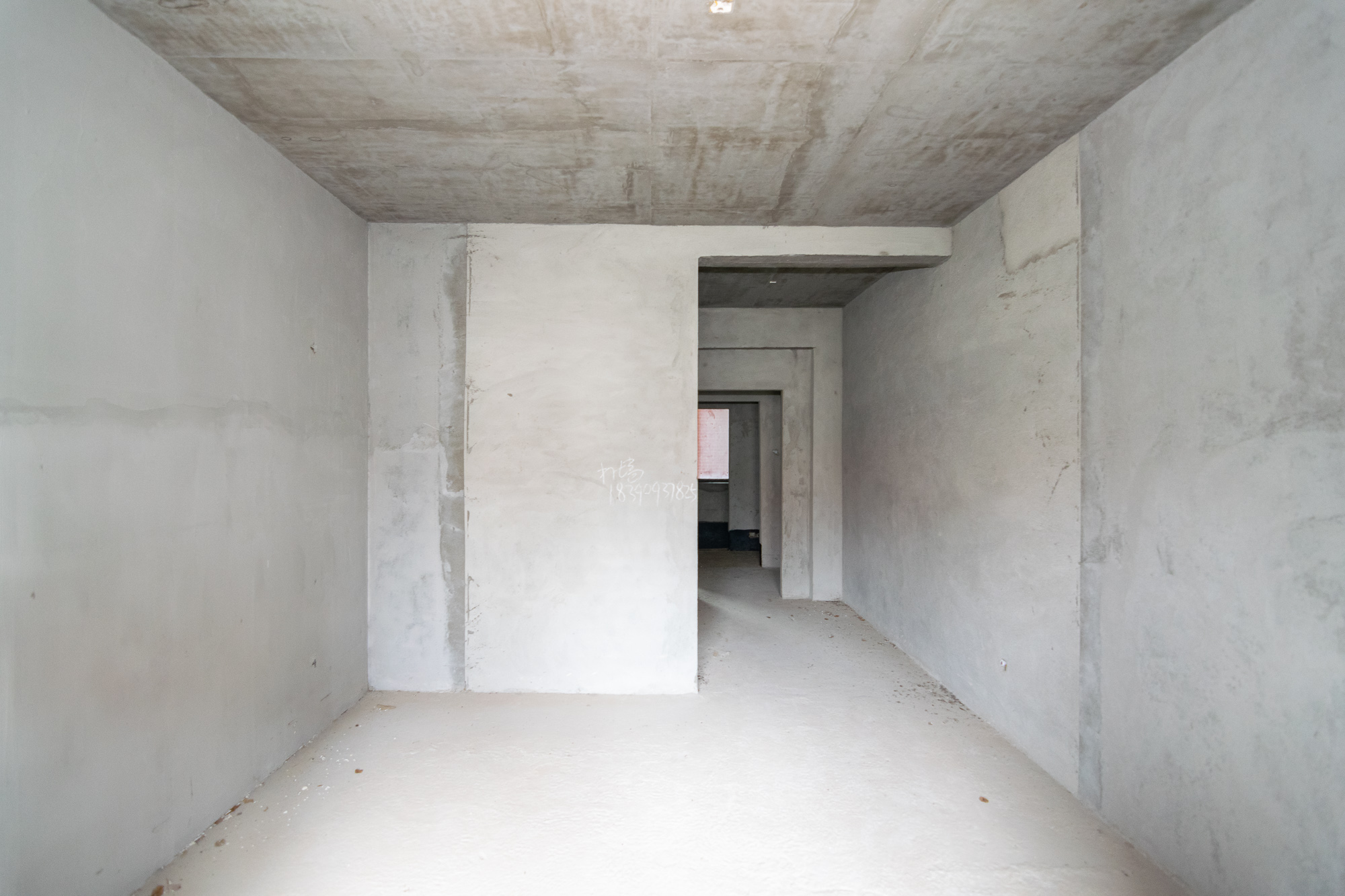 熙庭原著(房聚云台府)  5室2厅2卫    93.8万 熙庭原著(房聚云台府)  5室2厅2卫    93.8万卧室