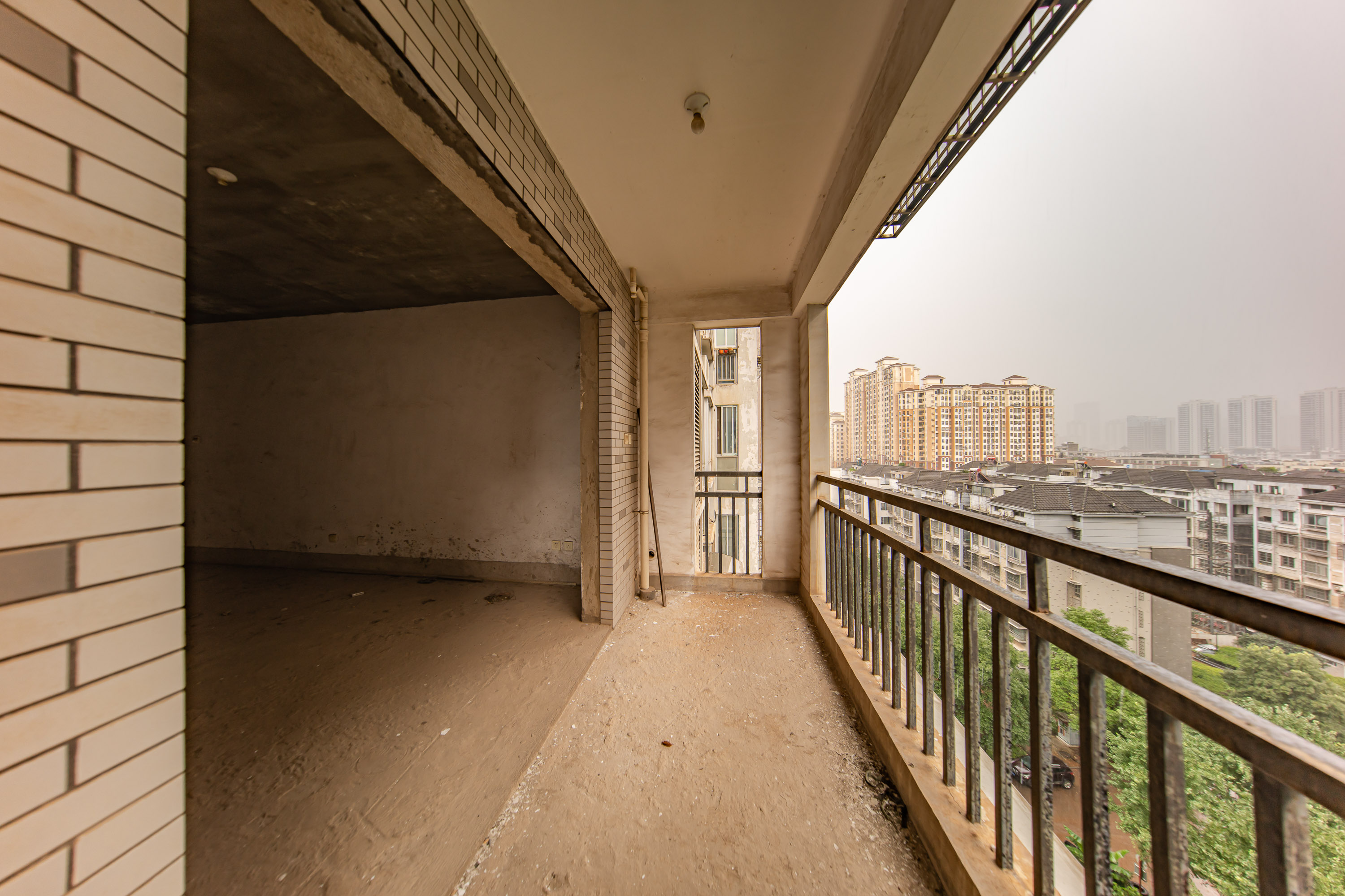 含浦家苑 3室2厅1卫 80.6万 含浦家苑 3室2厅1卫 80.6万阳台