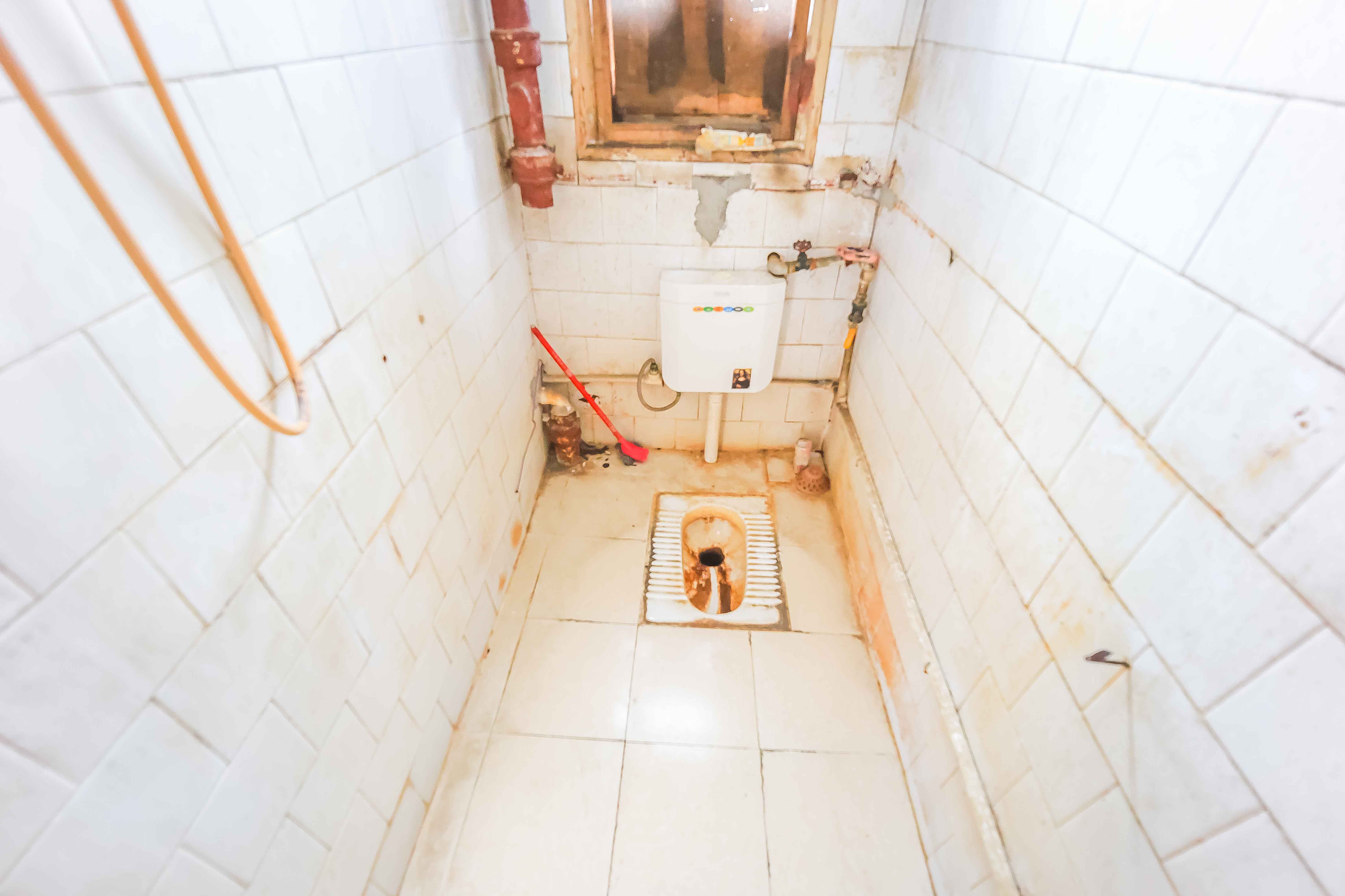 向东南社区  2室1厅1卫    30.0万 向东南社区  2室1厅1卫    30.0万其他