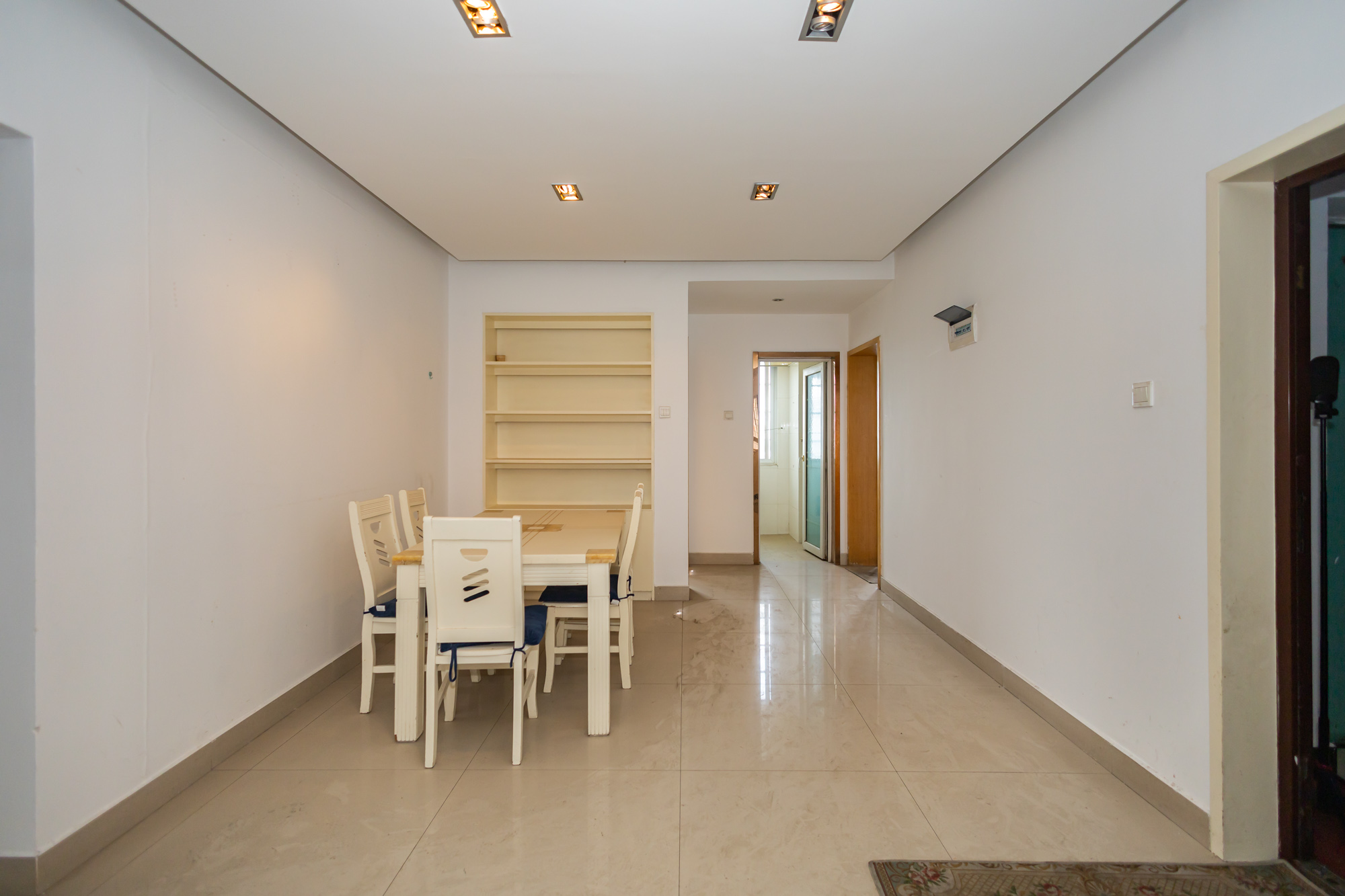 楚天馨苑 3室2厅1卫 80.0万 楚天馨苑 3室2厅1卫 80.0万其他