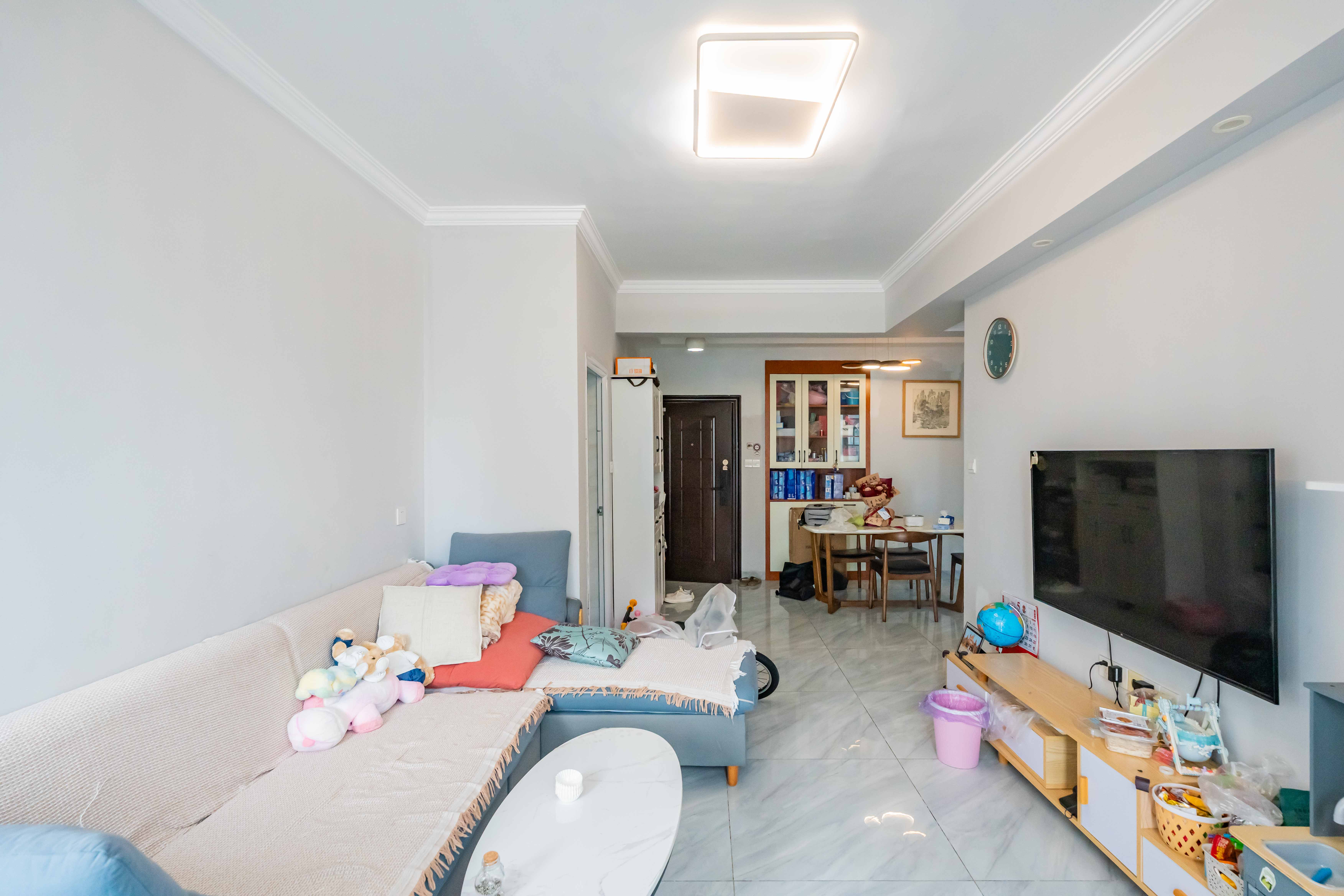 凯乐国际城  2室1厅1卫    106.8万 凯乐国际城  2室1厅1卫    106.8万