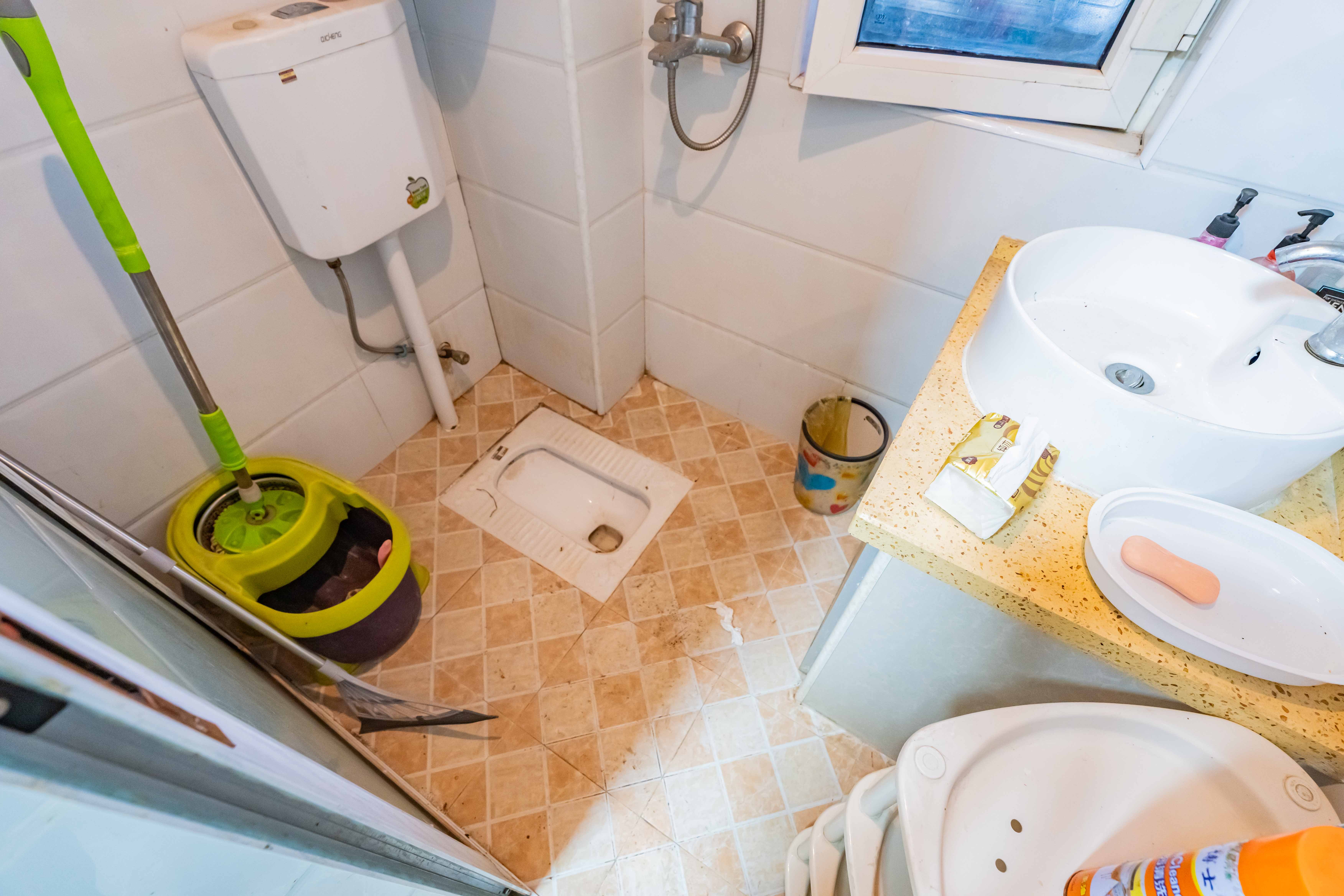 美利新世界 1室0厅1卫 17.5万 美利新世界 1室0厅1卫 17.5万卫生间