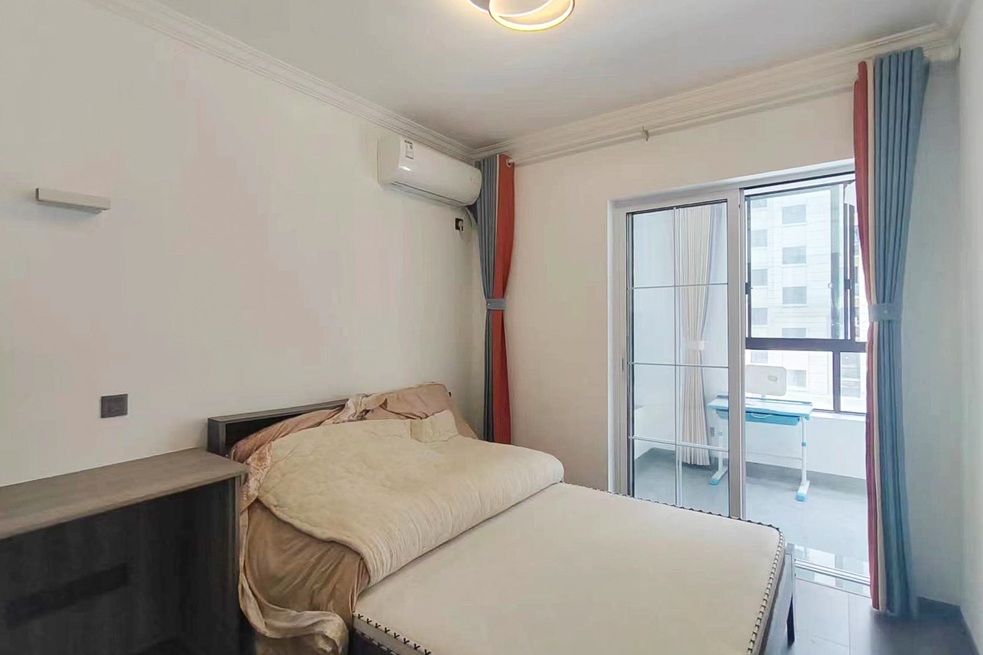 中梁星都荟  4室2厅2卫    96.0万 中梁星都荟  4室2厅2卫    96.0万卧室