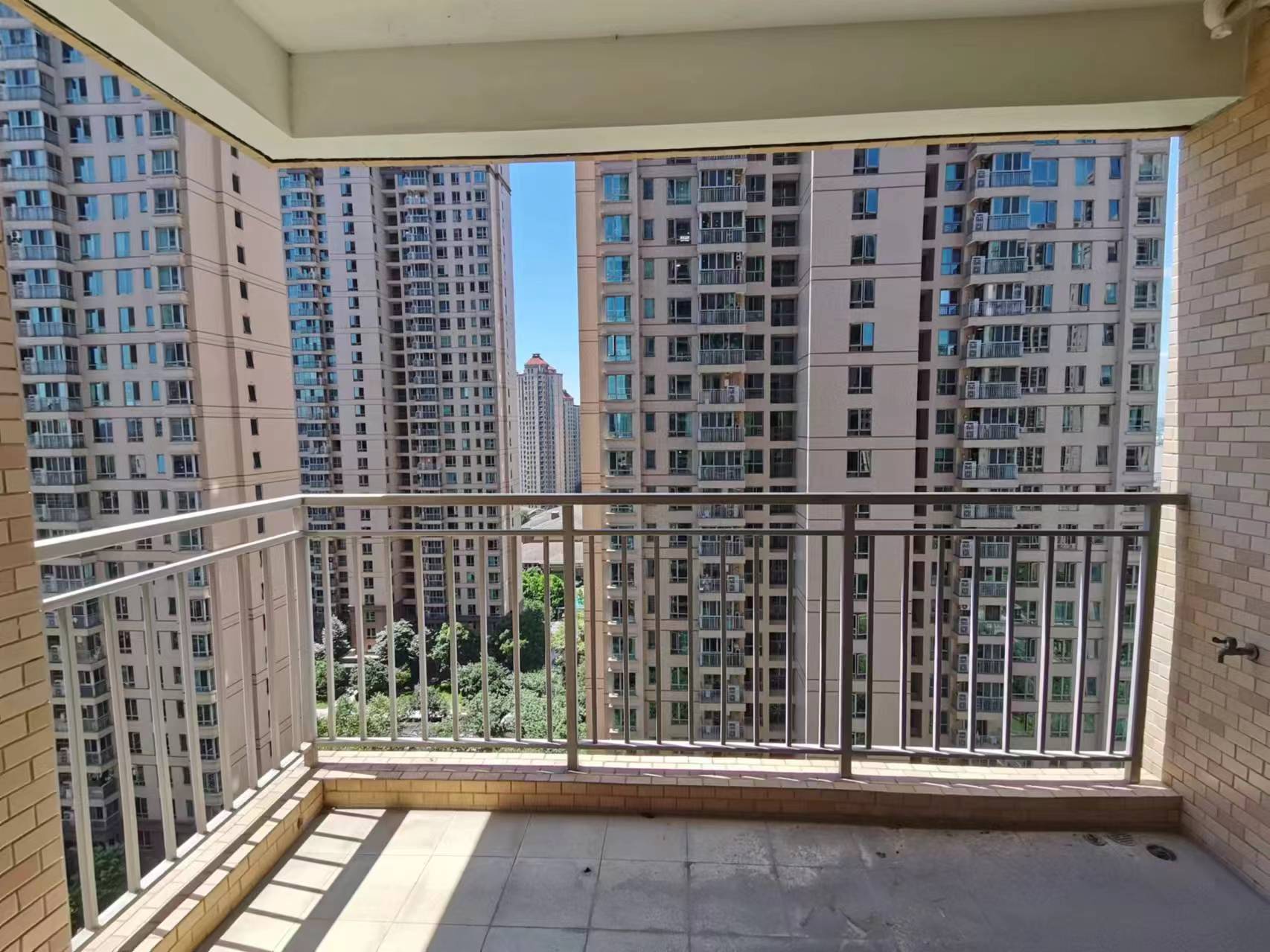 晋合湘水湾三期 4室2厅2卫 100.0万 晋合湘水湾三期 4室2厅2卫 100.0万室内图