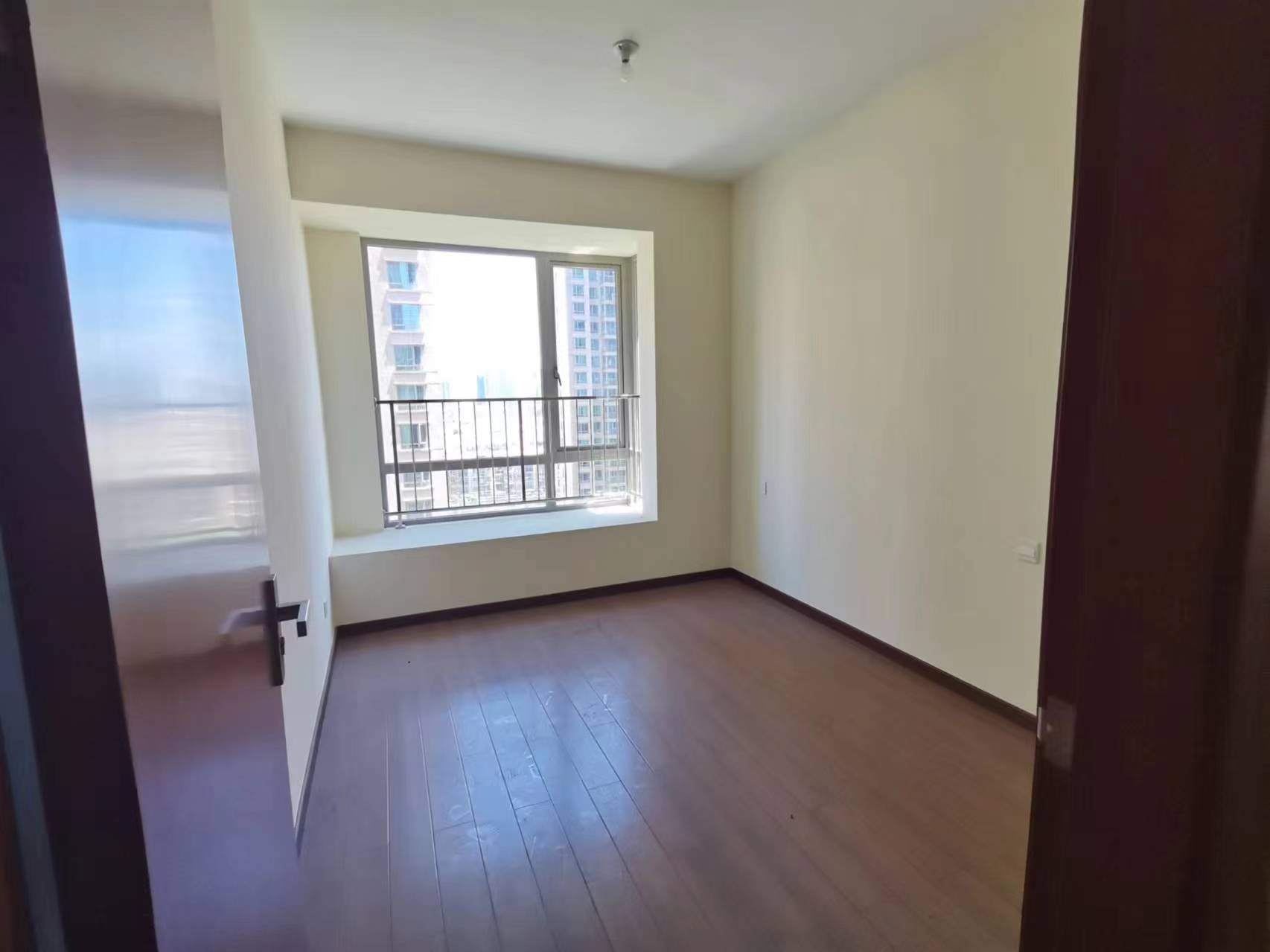 晋合湘水湾三期 4室2厅2卫 100.0万 晋合湘水湾三期 4室2厅2卫 100.0万室内图