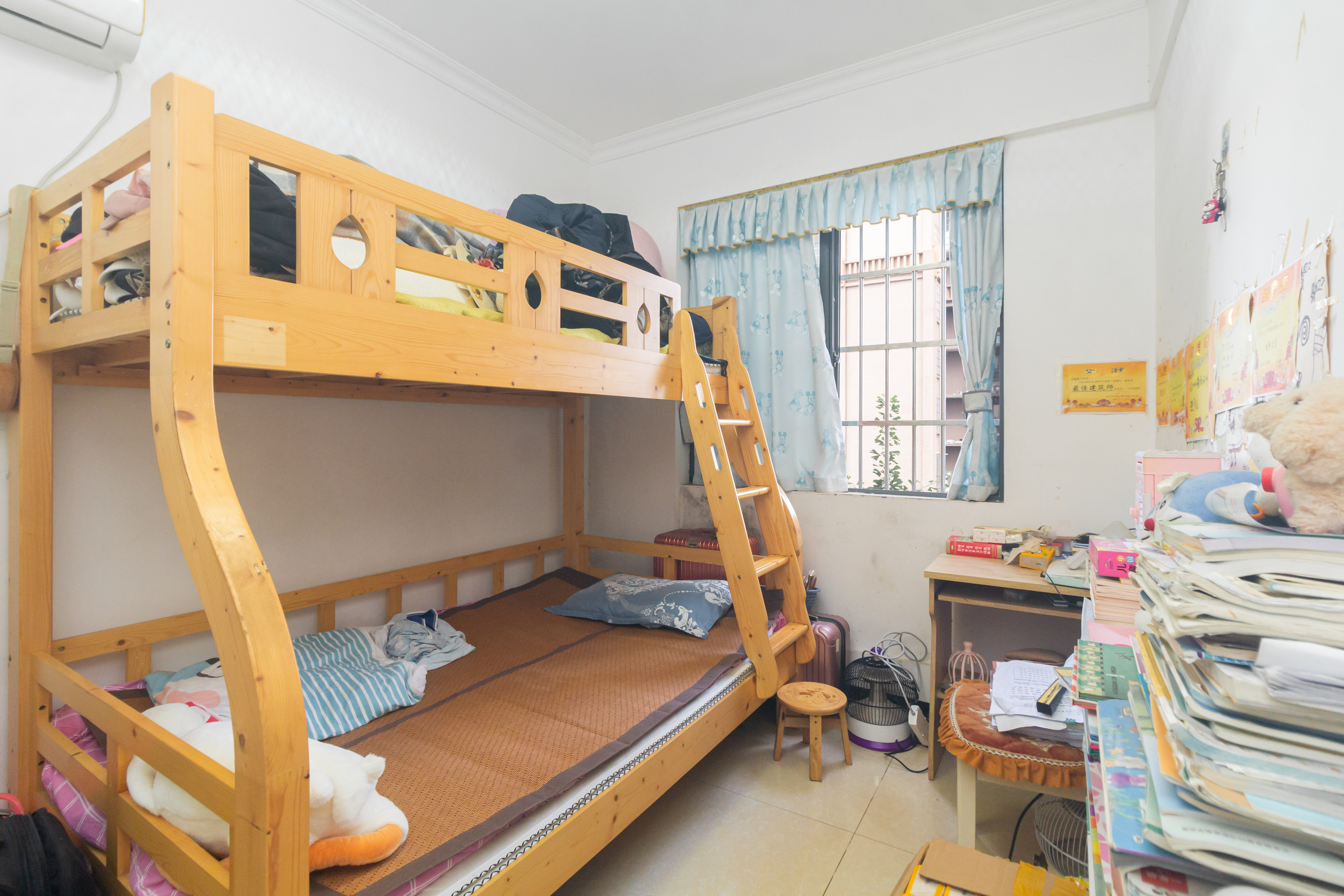 高林仕家  2室2厅1卫    42.8万 高林仕家  2室2厅1卫    42.8万卧室