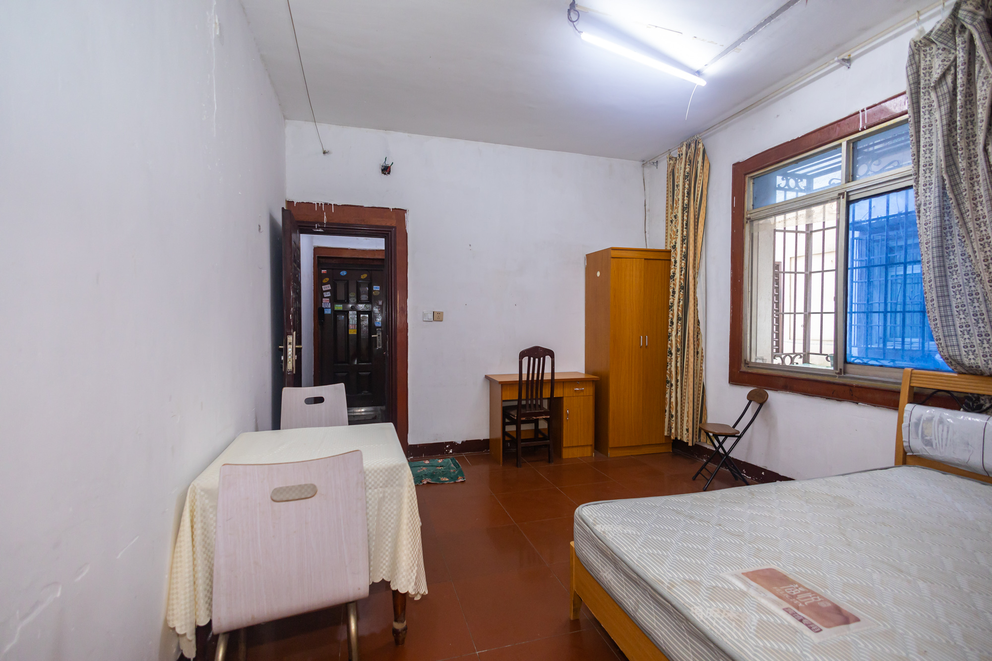 星沙三区 9室5厅5卫 110.0万 星沙三区 9室5厅5卫 110.0万客厅