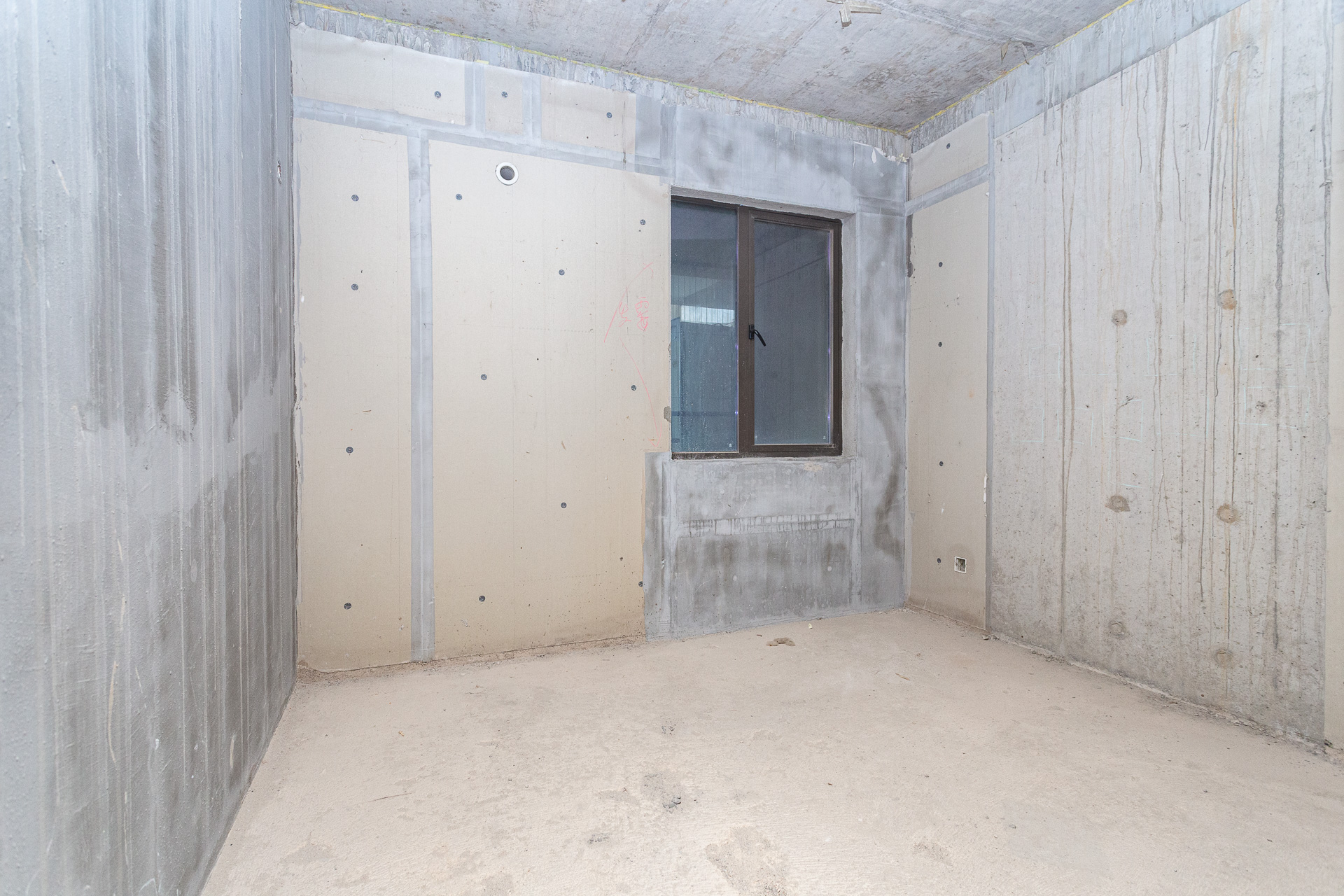 润和湘江天地C区 3室2厅2卫 135.0万 润和湘江天地C区 3室2厅2卫 135.0万其他