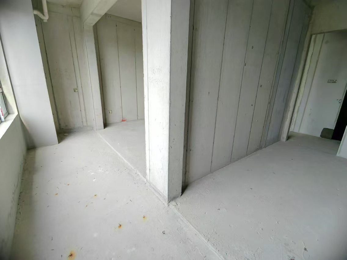 美的雪峰山 3室2厅2卫 42.0万 美的雪峰山 3室2厅2卫 42.0万室内图