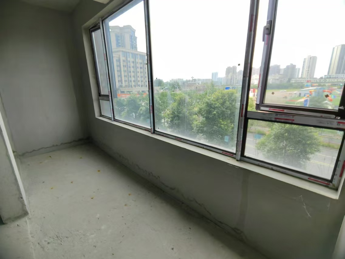 美的雪峰山 3室2厅2卫 42.0万 美的雪峰山 3室2厅2卫 42.0万室内图