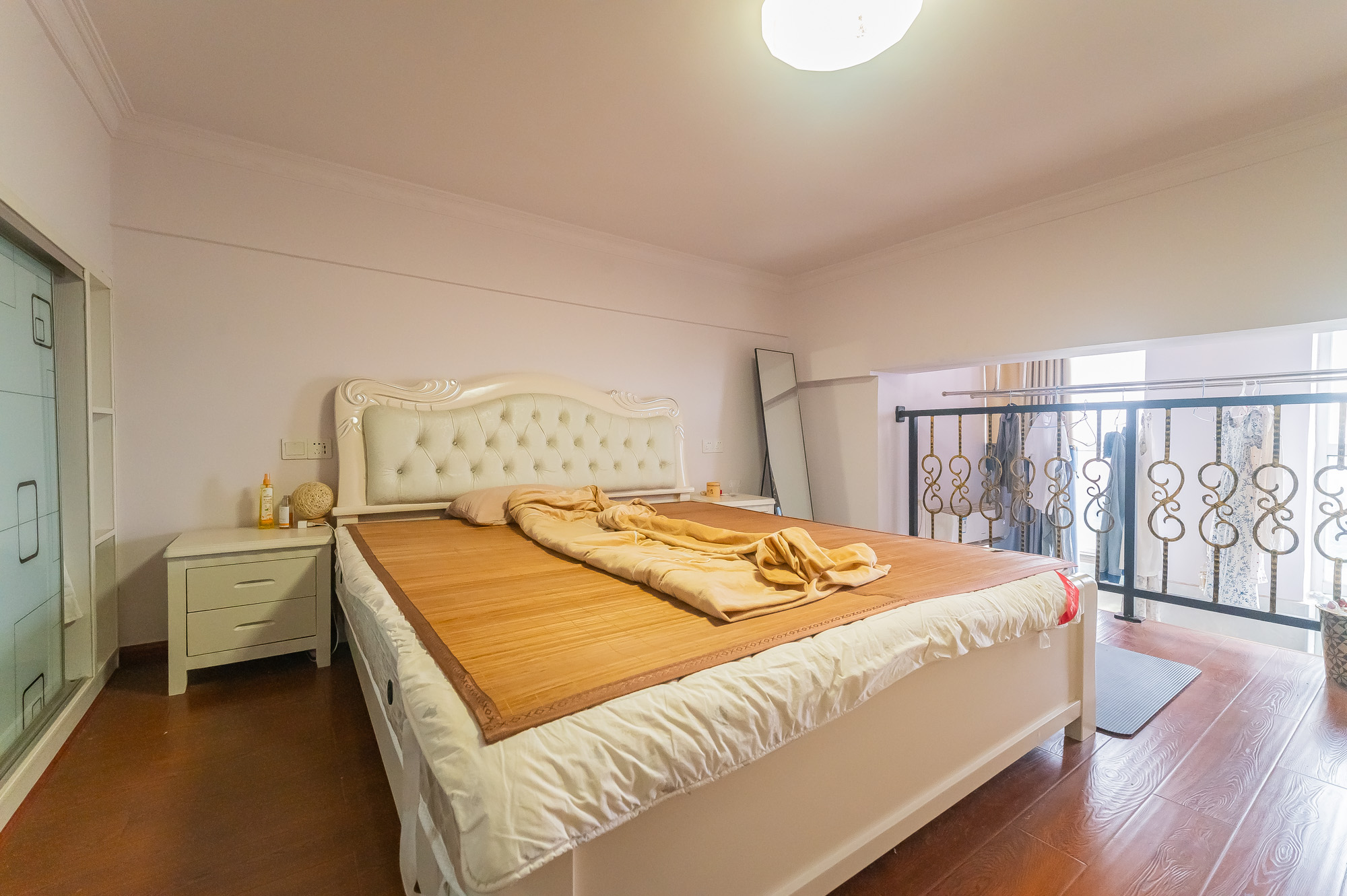 MOMA当代广场  1室1厅1卫    23.5万 MOMA当代广场  1室1厅1卫    23.5万卧室