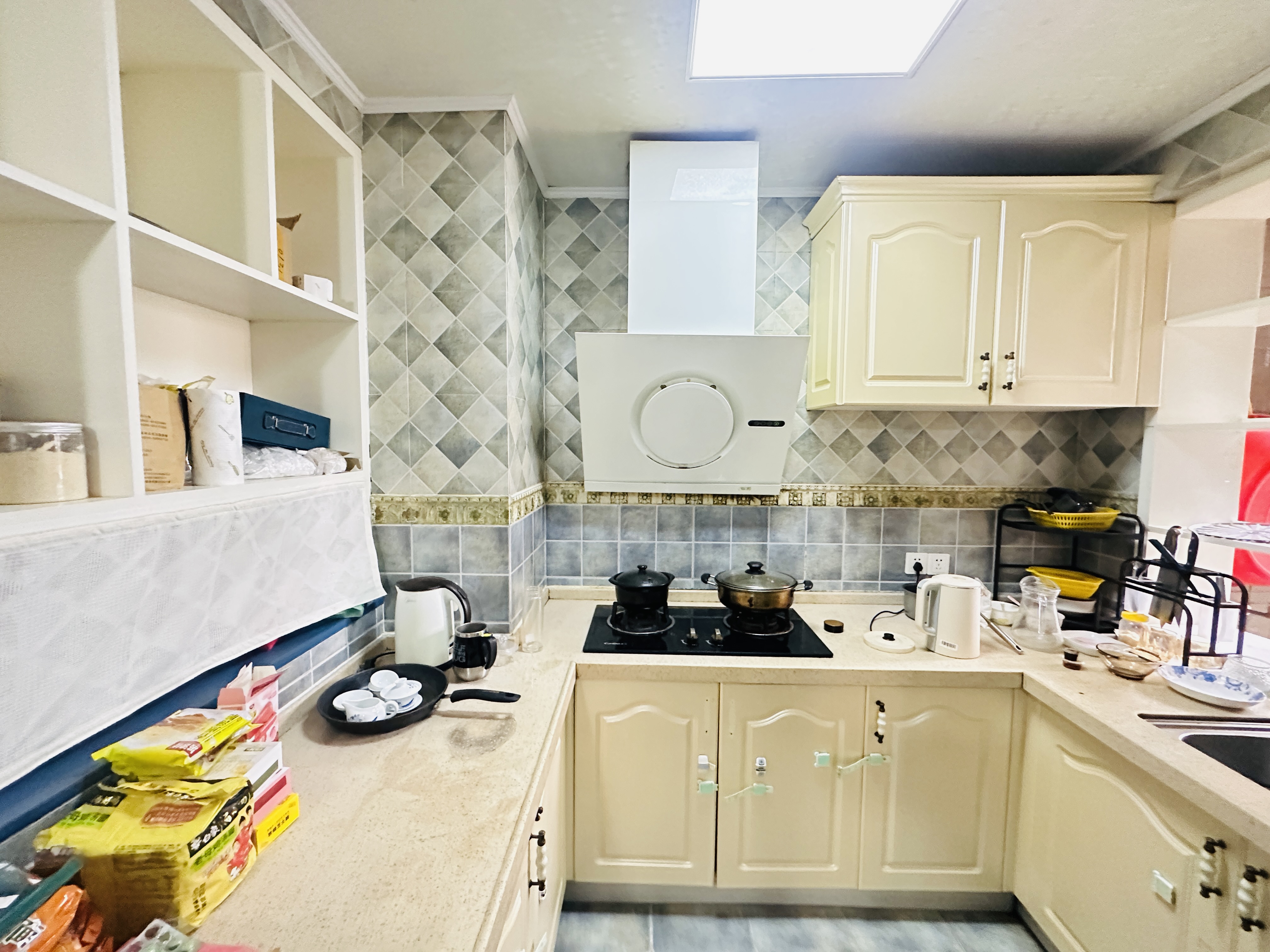 正大豪庭 3室2厅1卫 158.0万 正大豪庭 3室2厅1卫 158.0万厨房