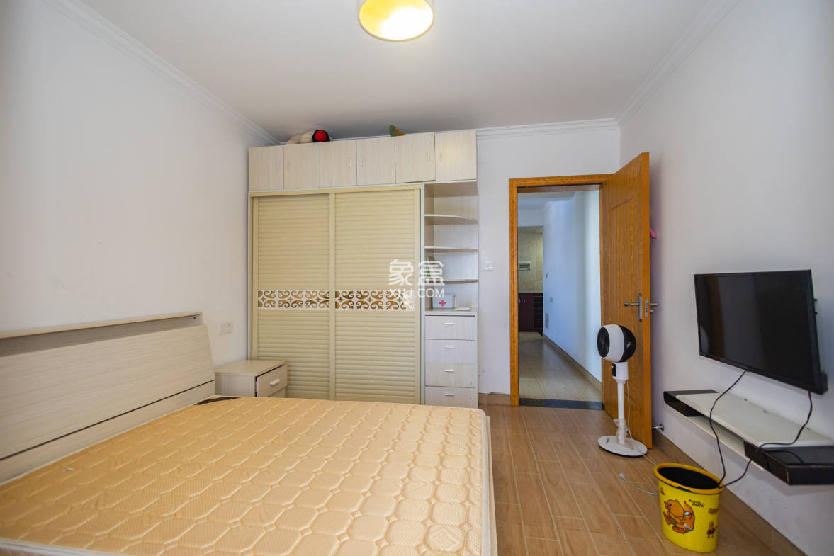 长永佳苑 1室1厅1卫 28.6万 长永佳苑 1室1厅1卫 28.6万卧室