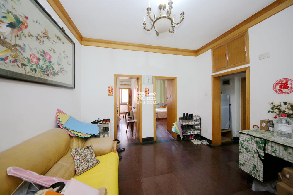 燕山街社区  2室2厅1卫    46.8万