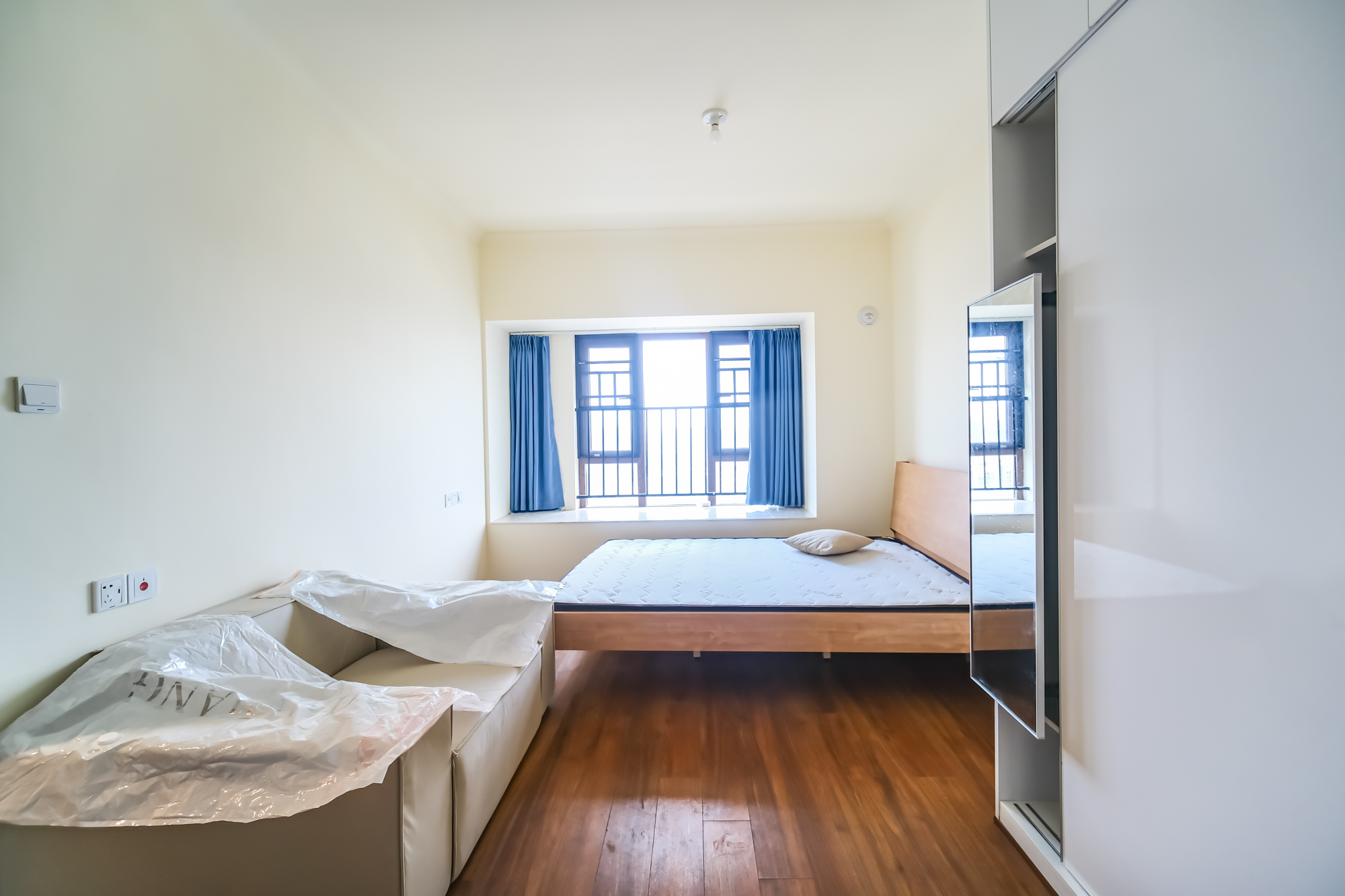 碧桂园翘楚棠 3室2厅1卫 85.0万 碧桂园翘楚棠 3室2厅1卫 85.0万卧室