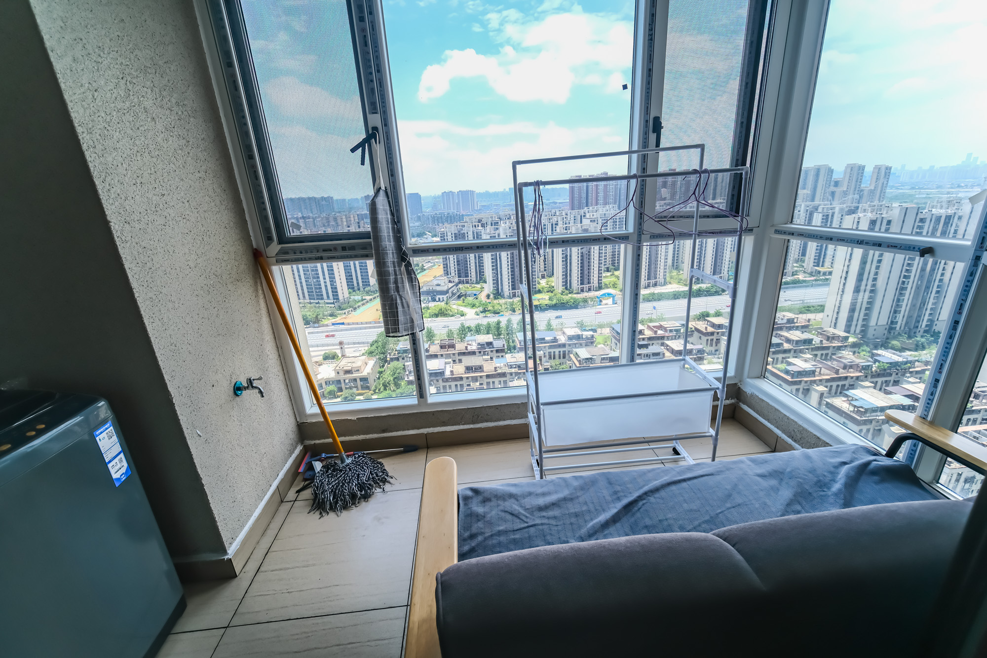 碧桂园翘楚棠 3室2厅1卫 85.0万 碧桂园翘楚棠 3室2厅1卫 85.0万阳台