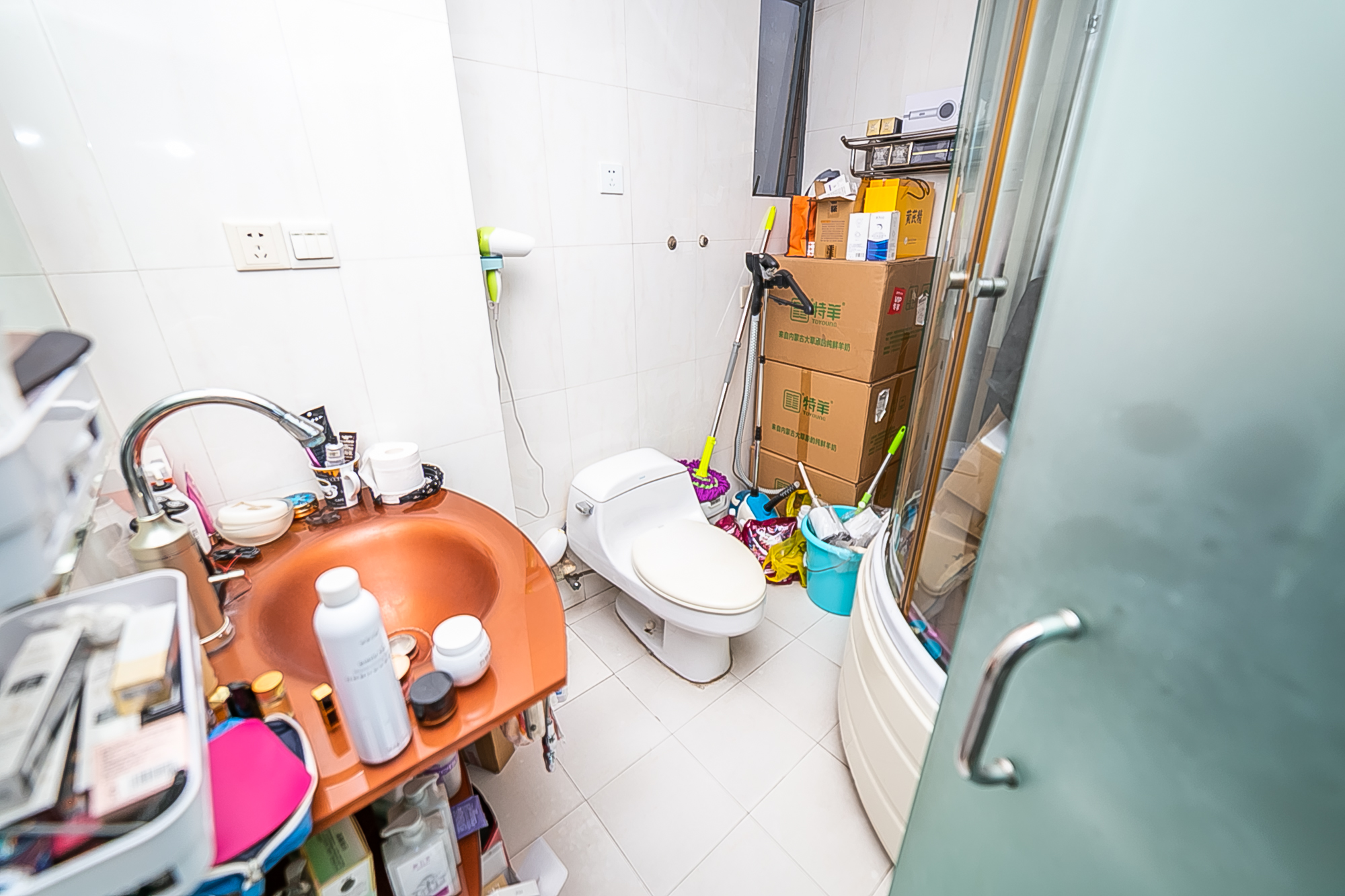 欧园  3室2厅2卫    108.0万卫生间