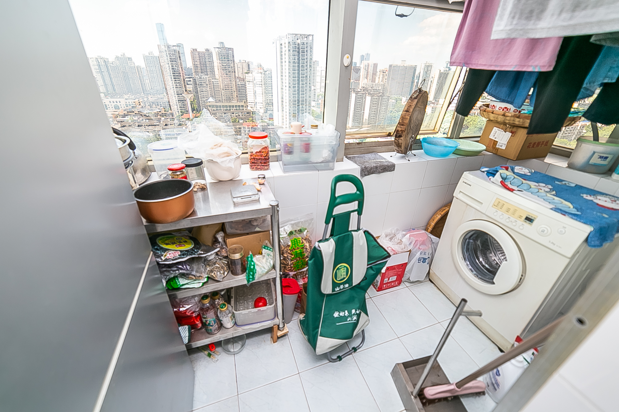 欧园  3室2厅2卫    108.0万阳台