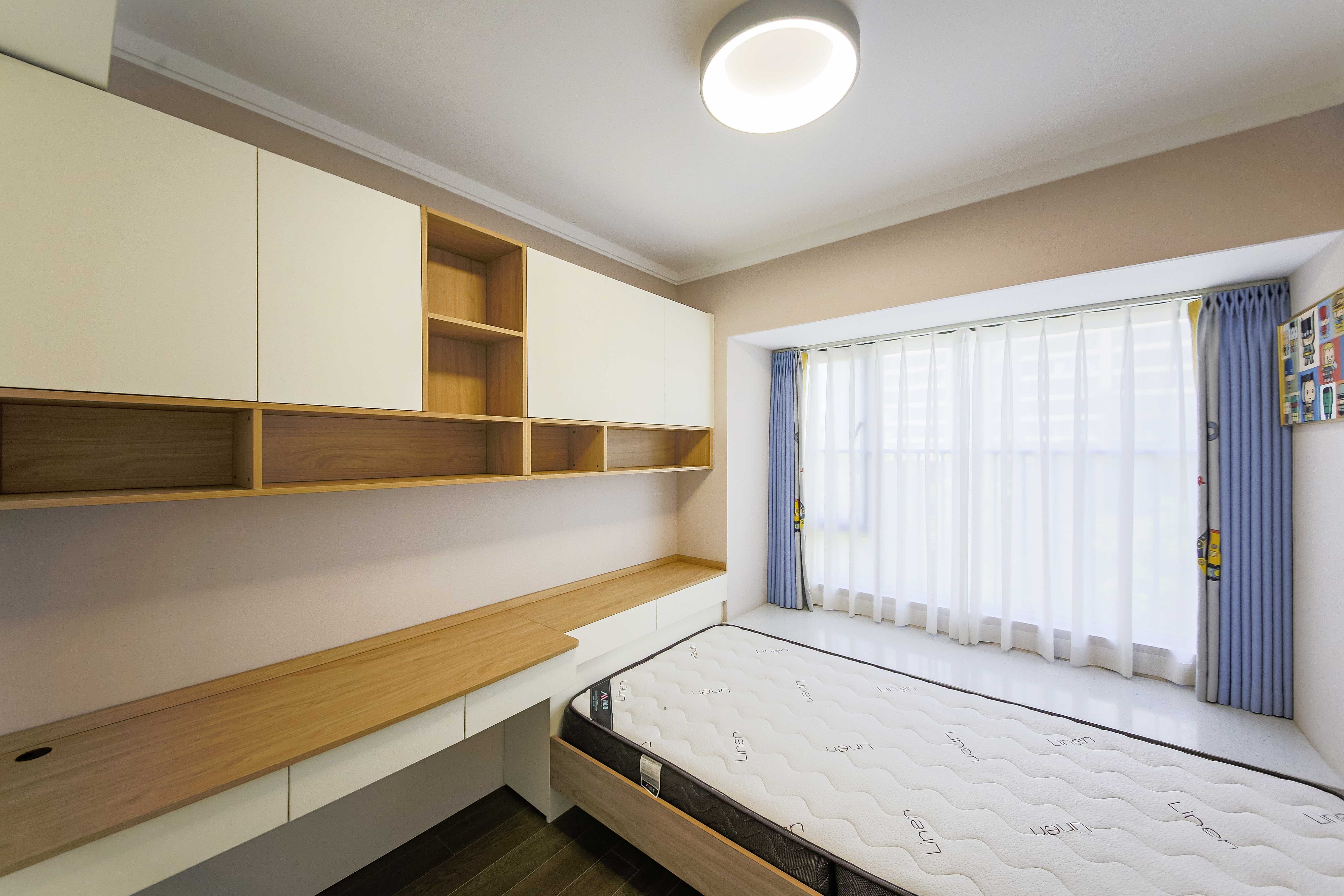 印湘江二(印江雅居) 4室2厅2卫 210.0万 印湘江二(印江雅居) 4室2厅2卫 210.0万卧室