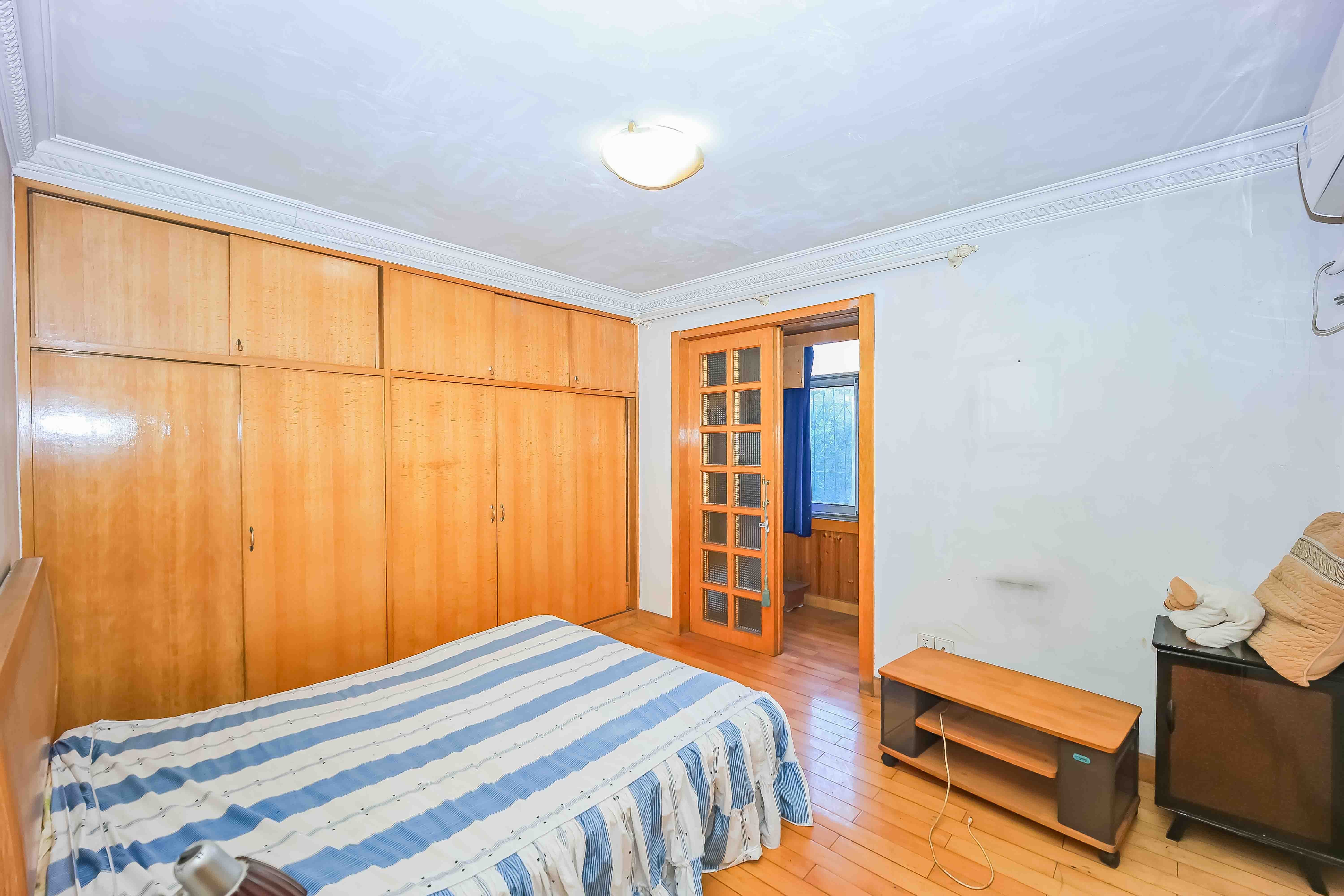 东塘电力院  2室1厅1卫    60.0万 东塘电力院  2室1厅1卫    60.0万卧室