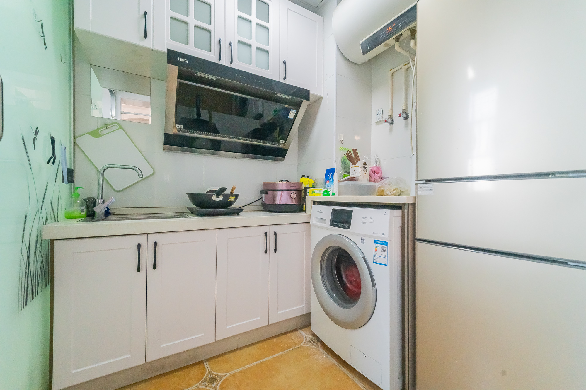 恒基凯旋门一二期  1室1厅1卫    33.3万 恒基凯旋门一二期  1室1厅1卫    33.3万厨房