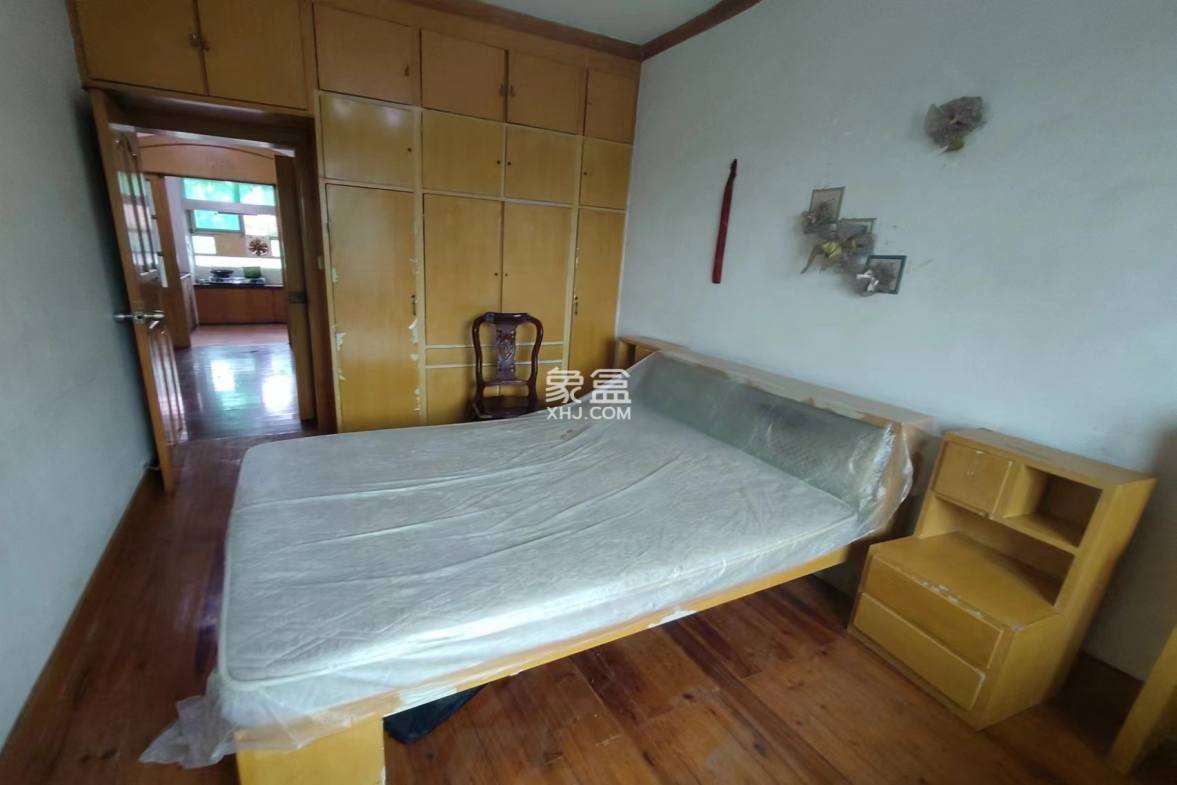 6415 3室2厅1卫 27.8万 6415 3室2厅1卫 27.8万室内图