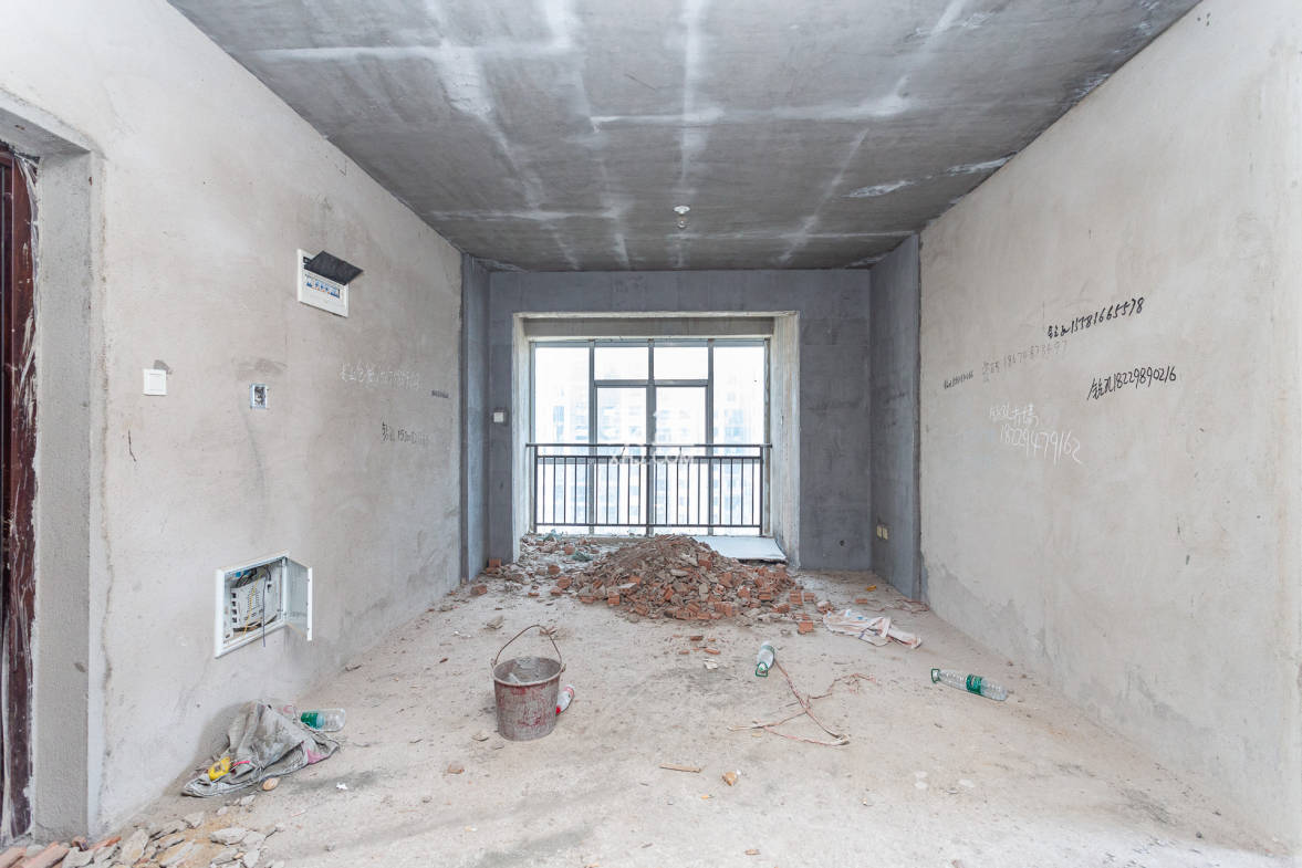 乾源国际 3室2厅2卫 59.0万 乾源国际 3室2厅2卫 59.0万卫生间