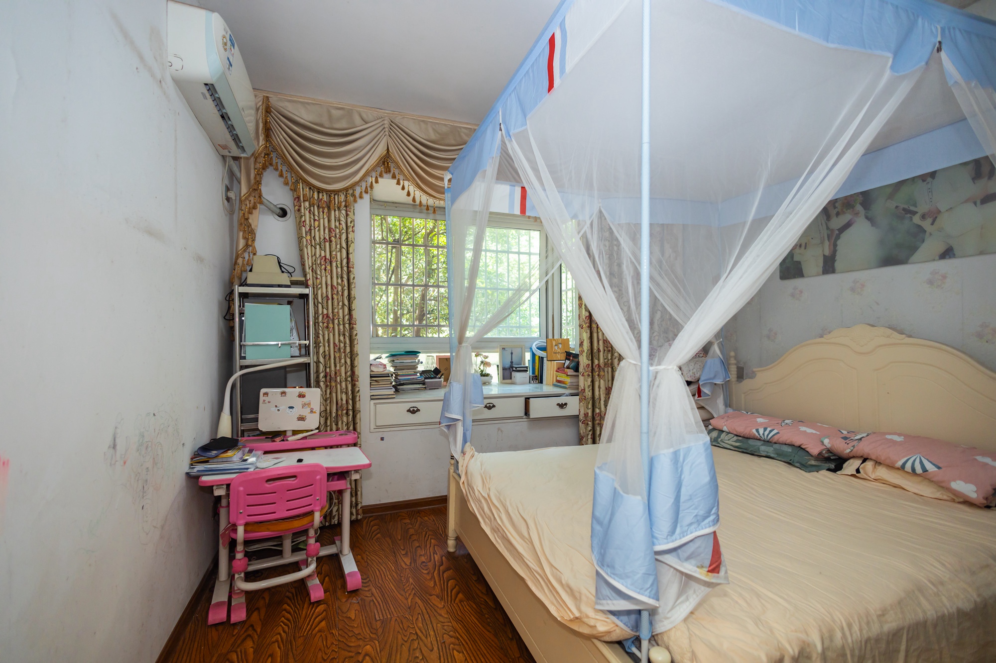 紫晶城 2室2厅1卫 52.0万 紫晶城 2室2厅1卫 52.0万卧室