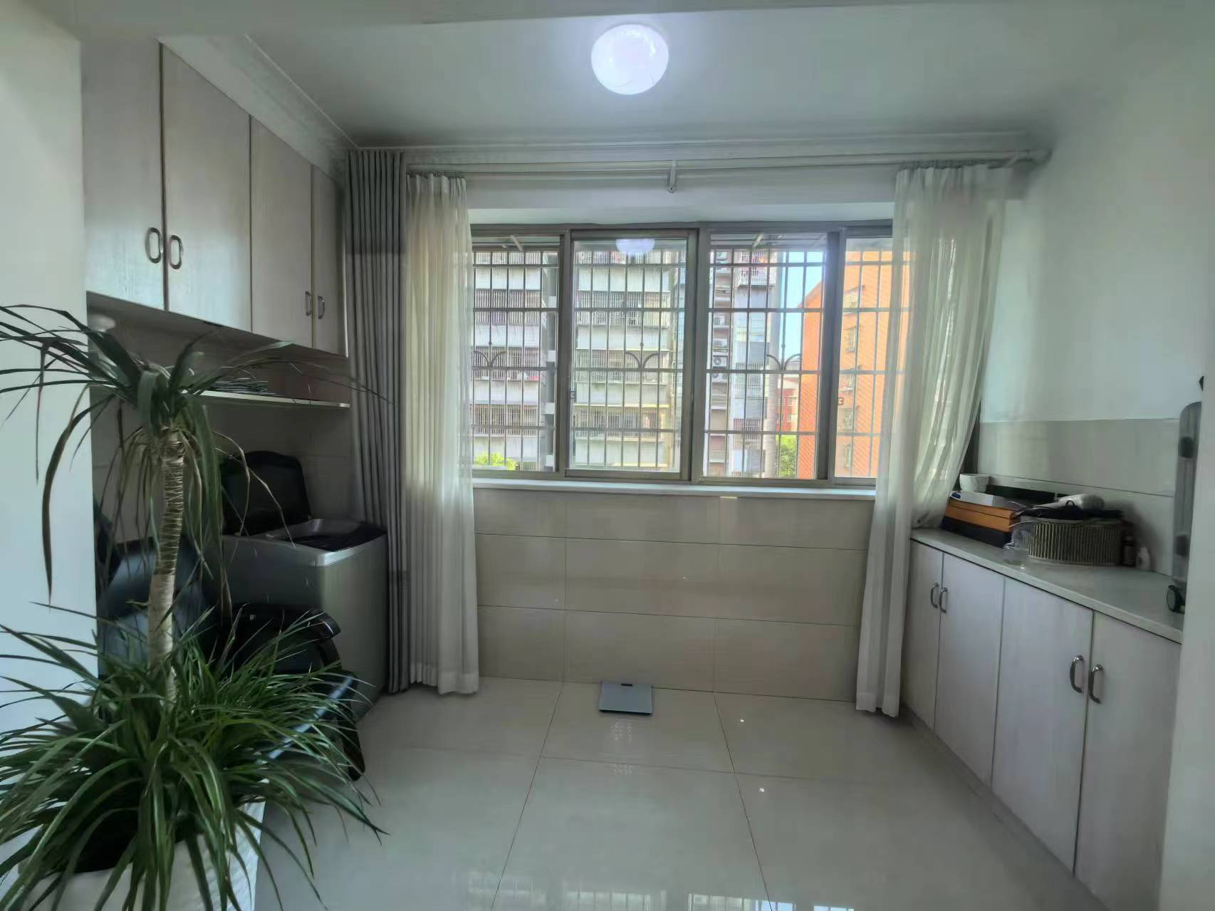 瑞丽江南(江南世家三期) 2室2厅1卫 39.8万 瑞丽江南(江南世家三期) 2室2厅1卫 39.8万室内图