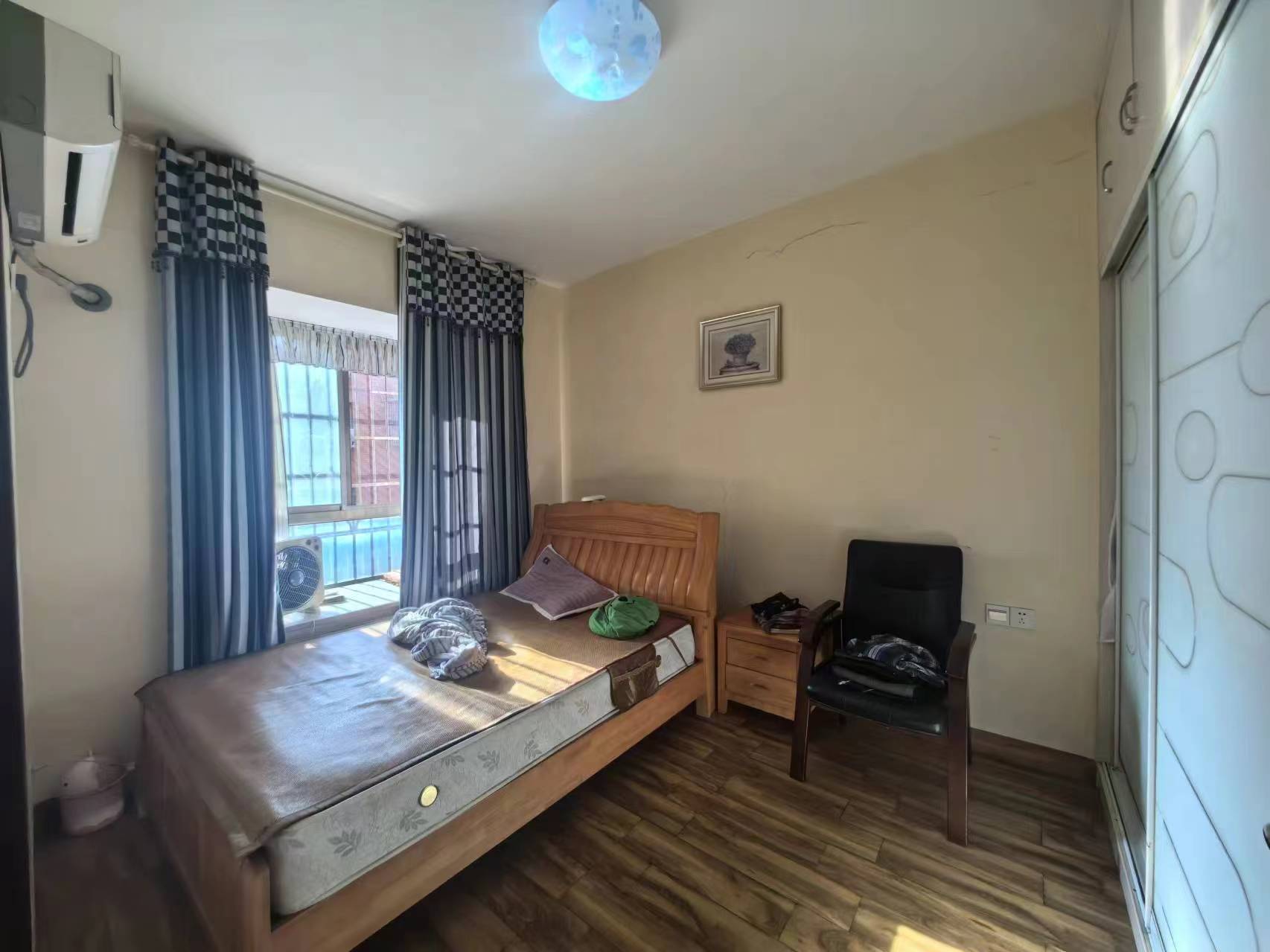 瑞丽江南(江南世家三期) 2室2厅1卫 39.8万 瑞丽江南(江南世家三期) 2室2厅1卫 39.8万室内图