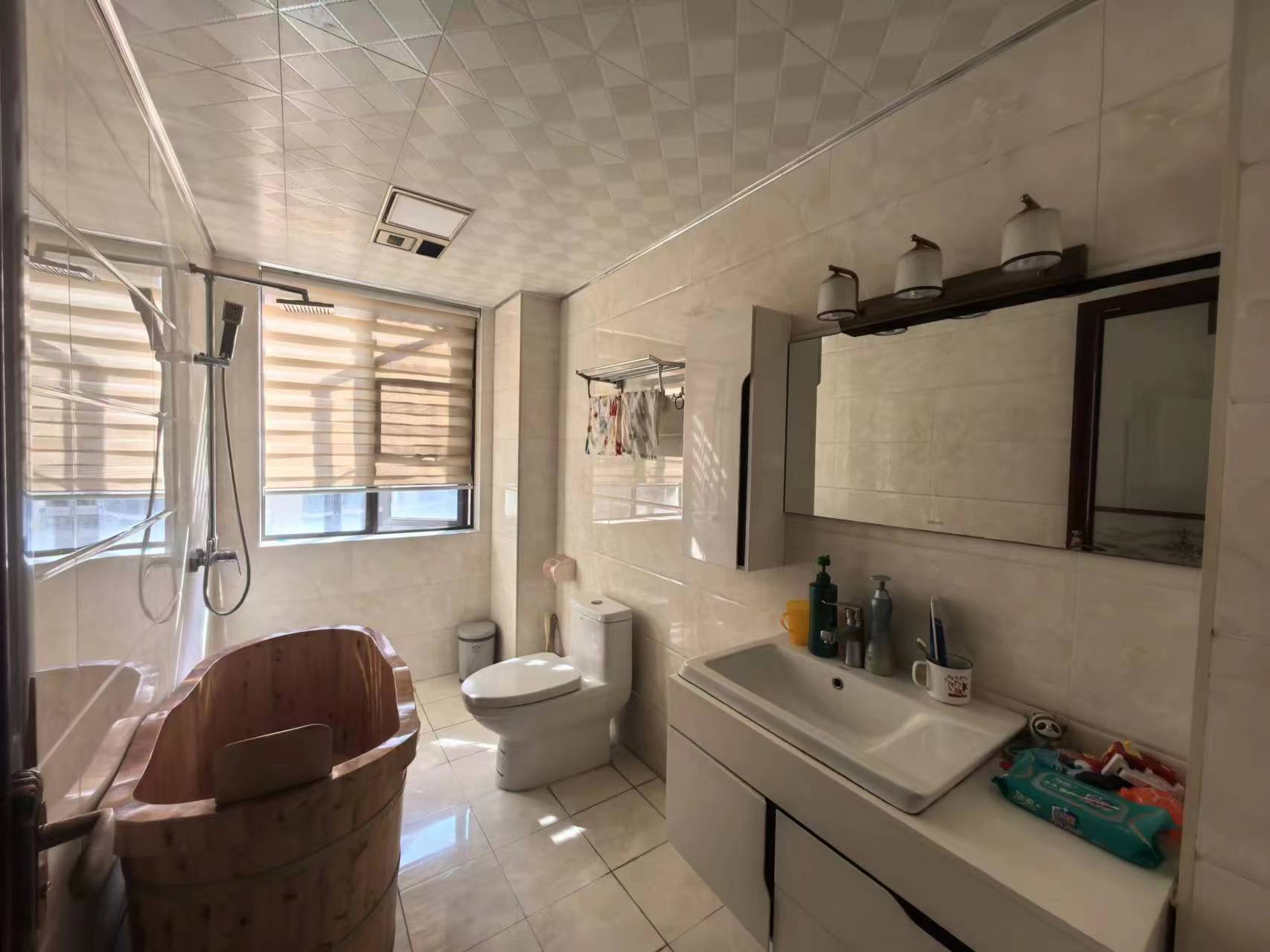 曼哈顿花园 3室2厅2卫 78.0万 曼哈顿花园 3室2厅2卫 78.0万室内图