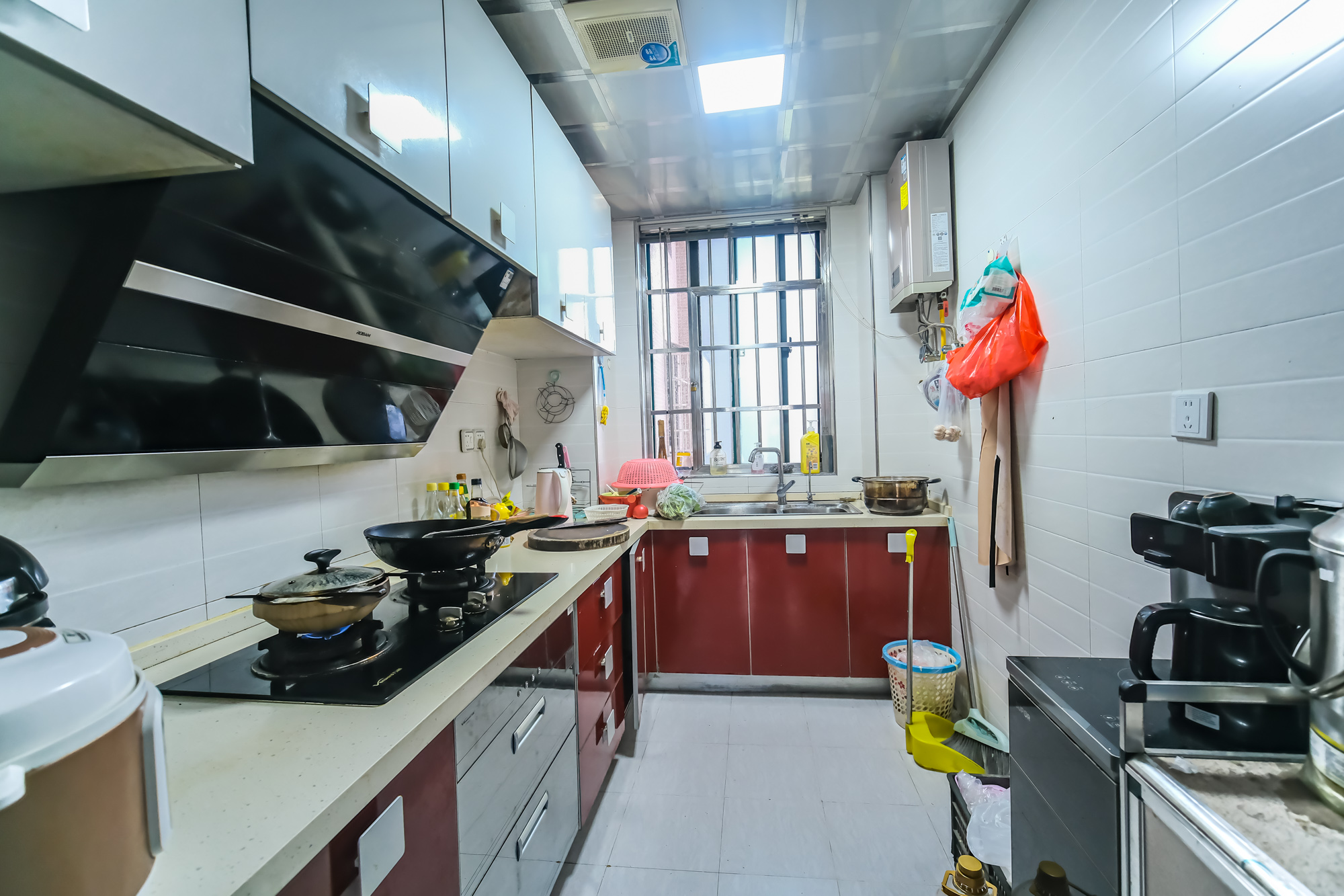 圆梦完美生活  3室2厅2卫    73.0万厨房