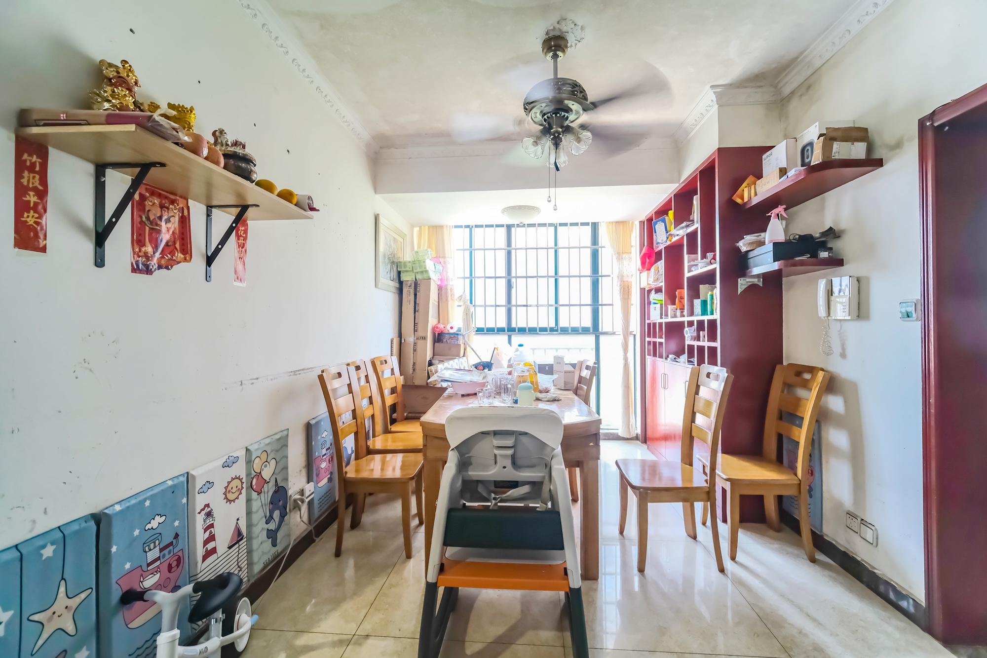 圆梦完美生活  3室2厅2卫    73.0万客厅