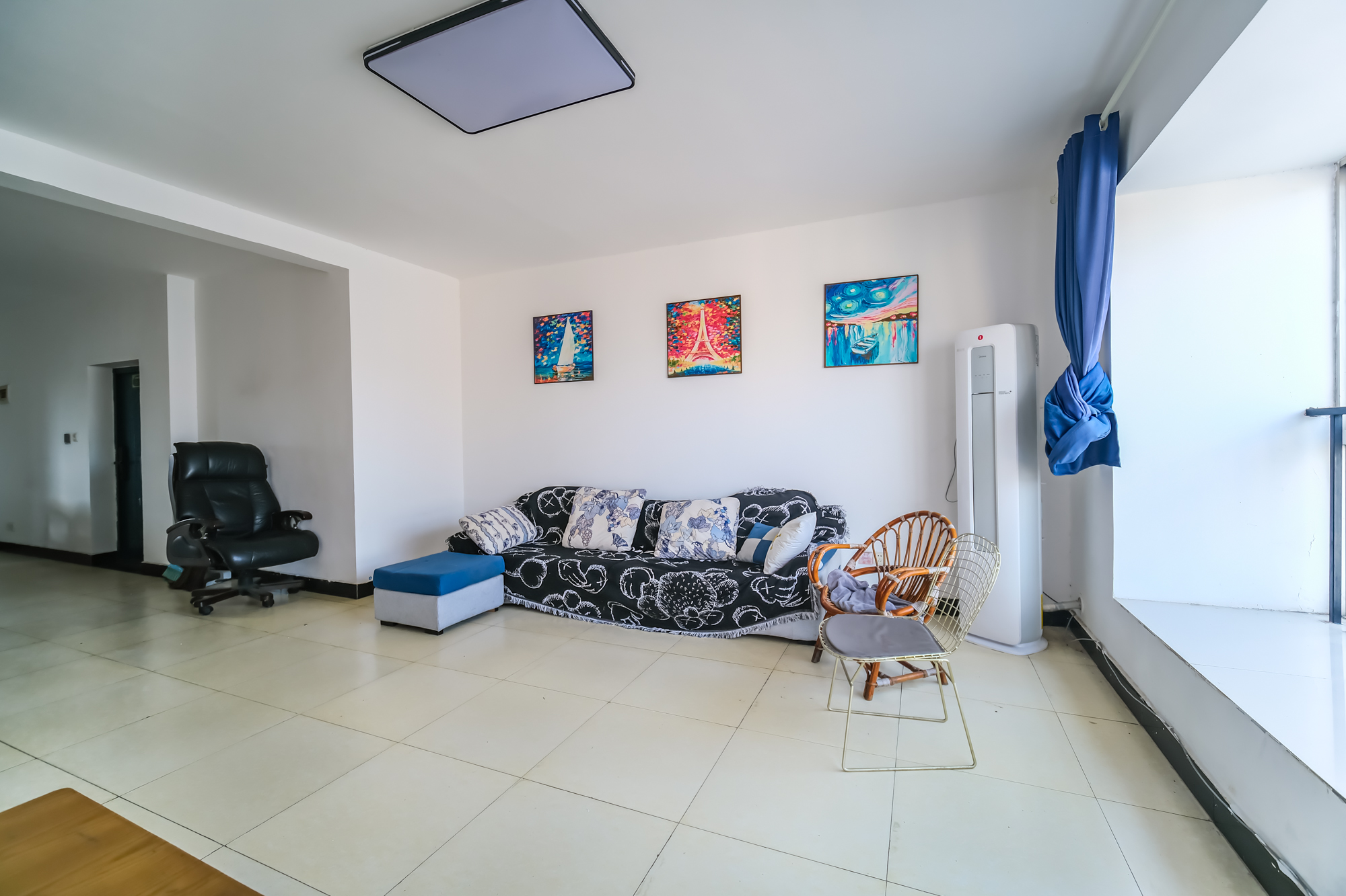 红树湾 1室2厅2卫 115.0万 红树湾 1室2厅2卫 115.0万客厅