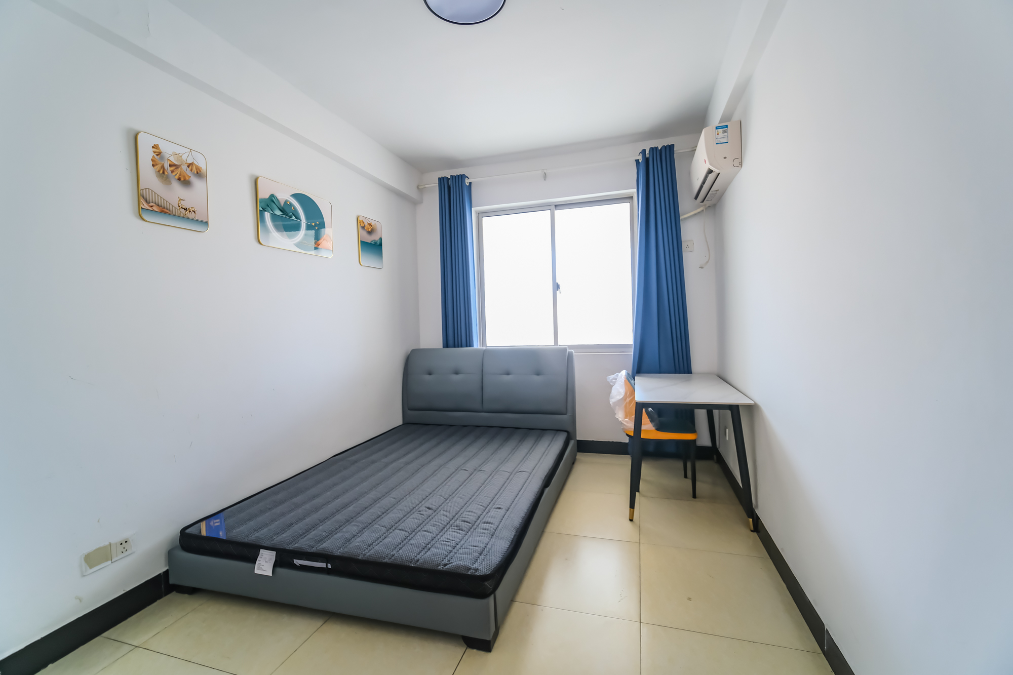 红树湾 1室2厅2卫 115.0万 红树湾 1室2厅2卫 115.0万卧室