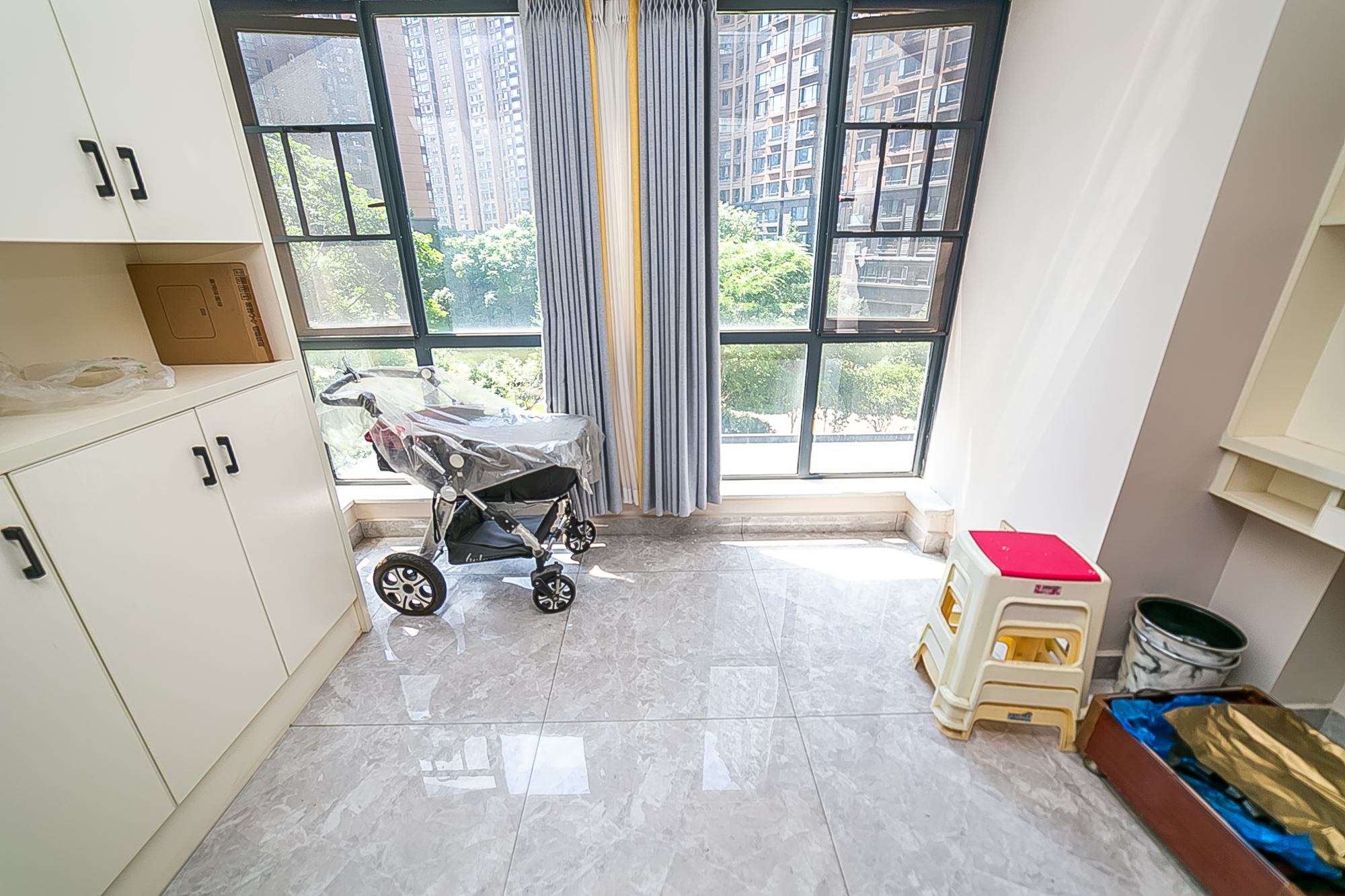 荣悦台  2室2厅1卫    148.0万 荣悦台  2室2厅1卫    148.0万阳台