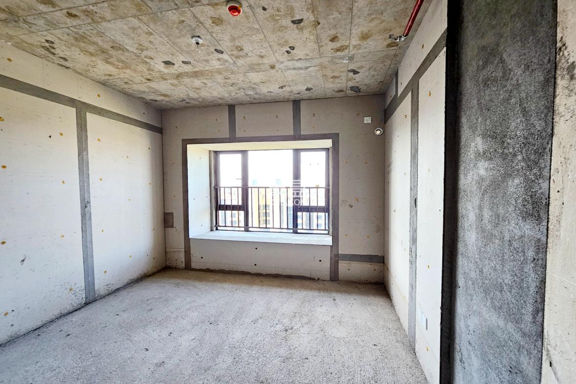 阳光城尚东湾嘉林苑 4室2厅1卫 118.0万 阳光城尚东湾嘉林苑 4室2厅1卫 118.0万其他