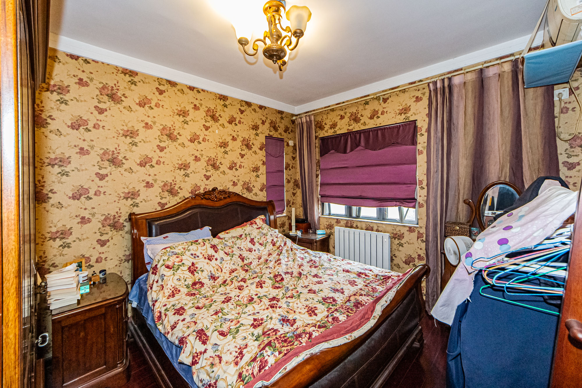 珠江花城三期锦鲤  4室2厅2卫    150.0万 珠江花城三期锦鲤  4室2厅2卫    150.0万卧室