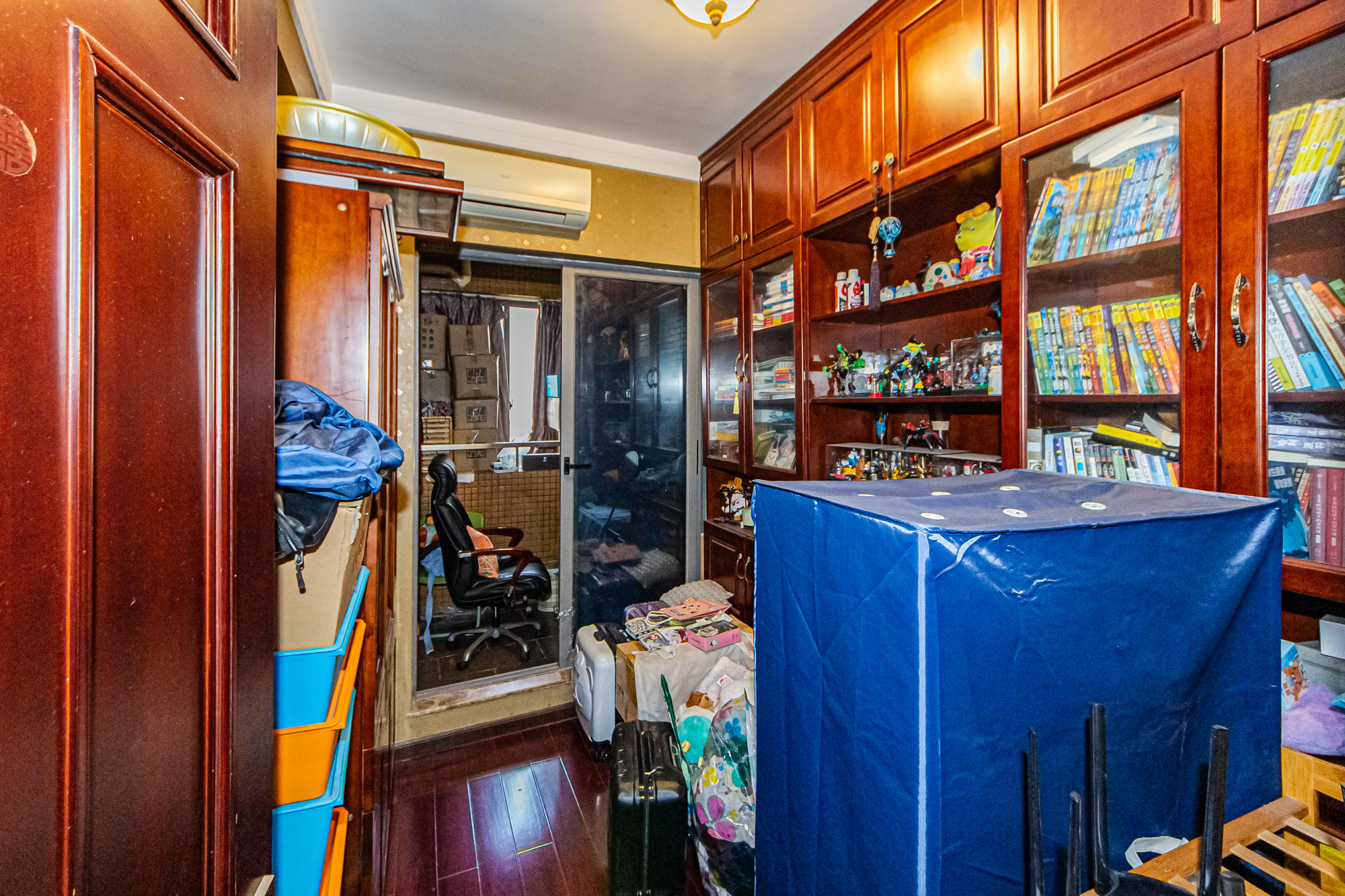 珠江花城三期锦鲤  4室2厅2卫    150.0万 珠江花城三期锦鲤  4室2厅2卫    150.0万卧室